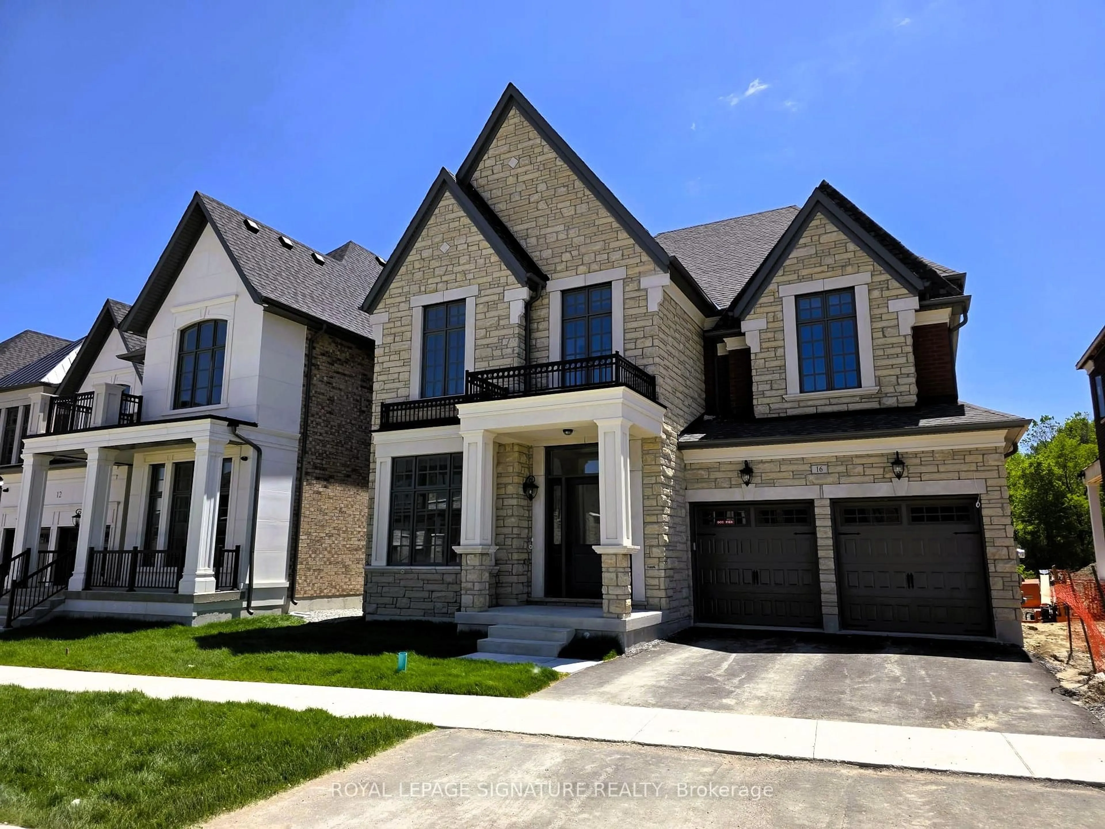 Home with brick exterior material, street for 16 Gianvito Cres, King Ontario L7B 0T2
