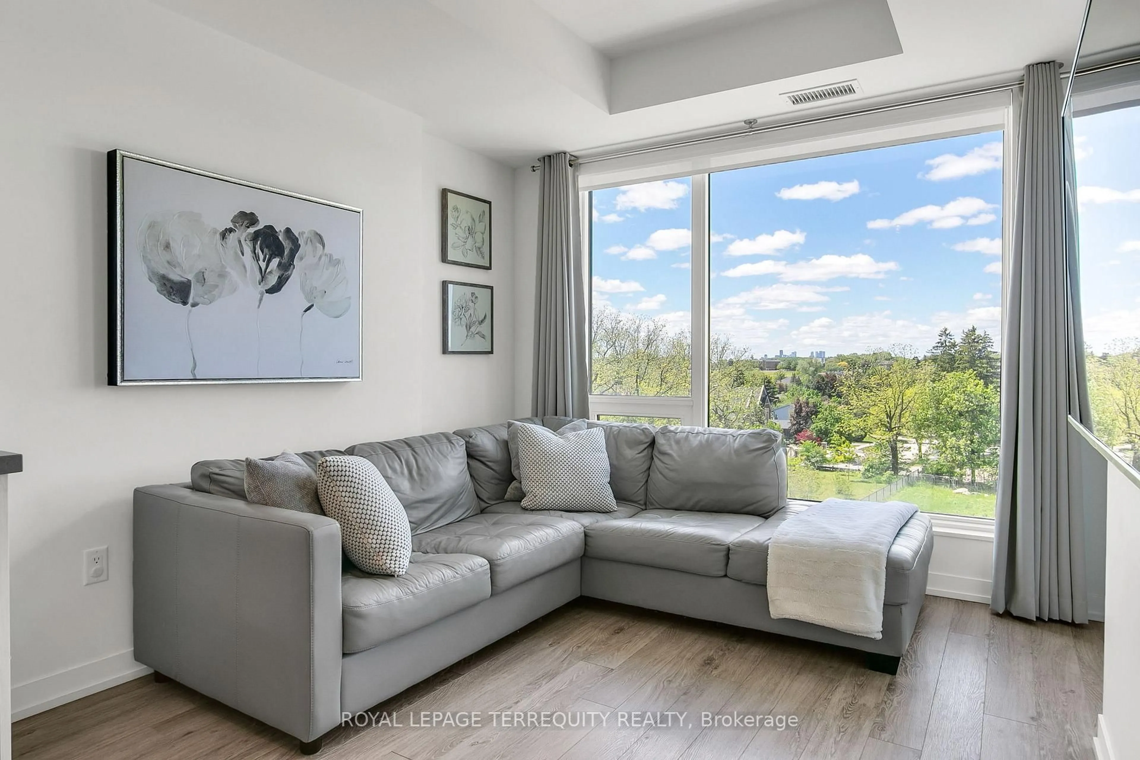Living room with furniture, unknown for 3 Rosewater St #517W, Richmond Hill Ontario L4C 5T6