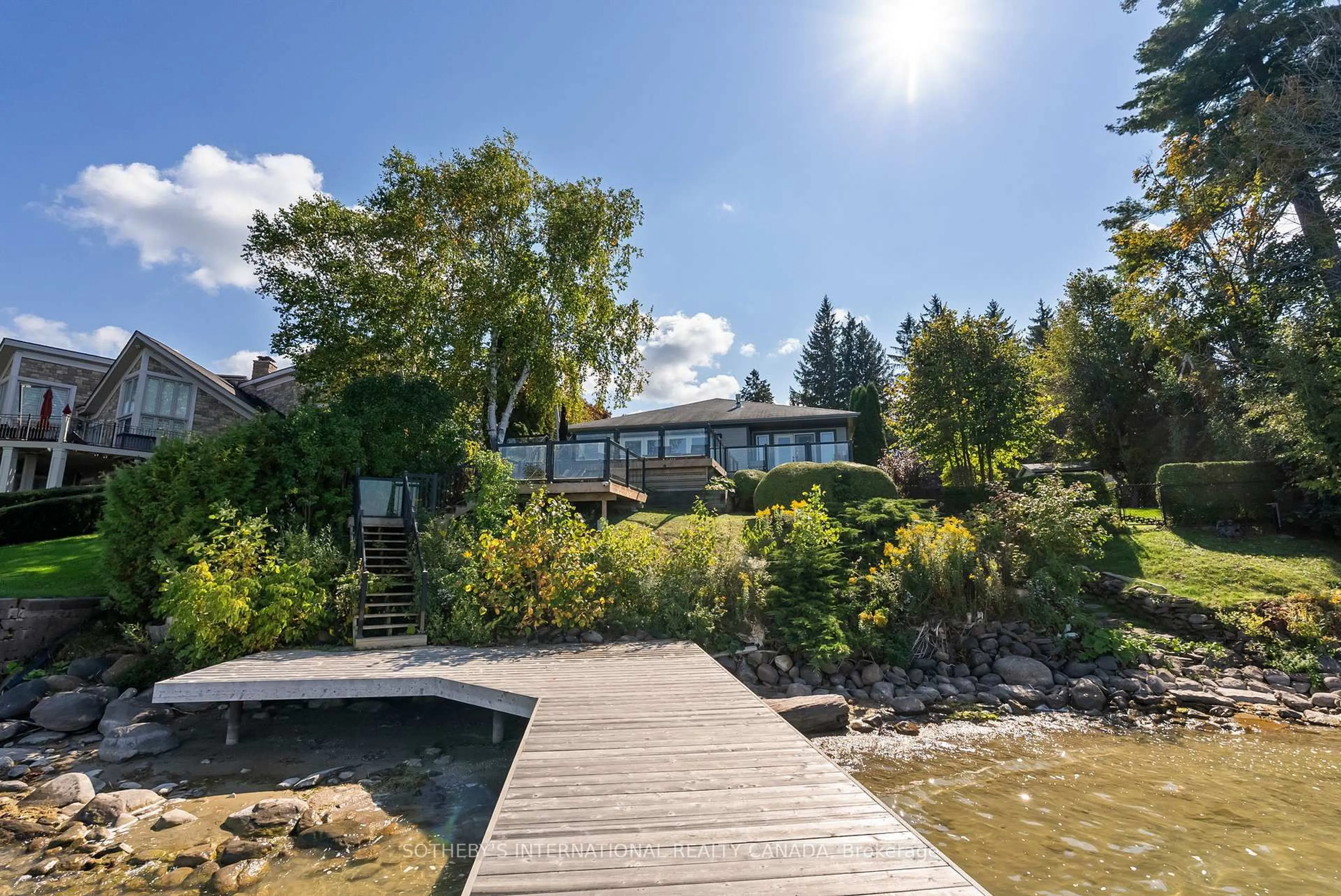 A pic from outside/outdoor area/front of a property/back of a property/a pic from drone, water/lake/river/ocean view for 170 Hedge Rd, Georgina Ontario L0E 1R0