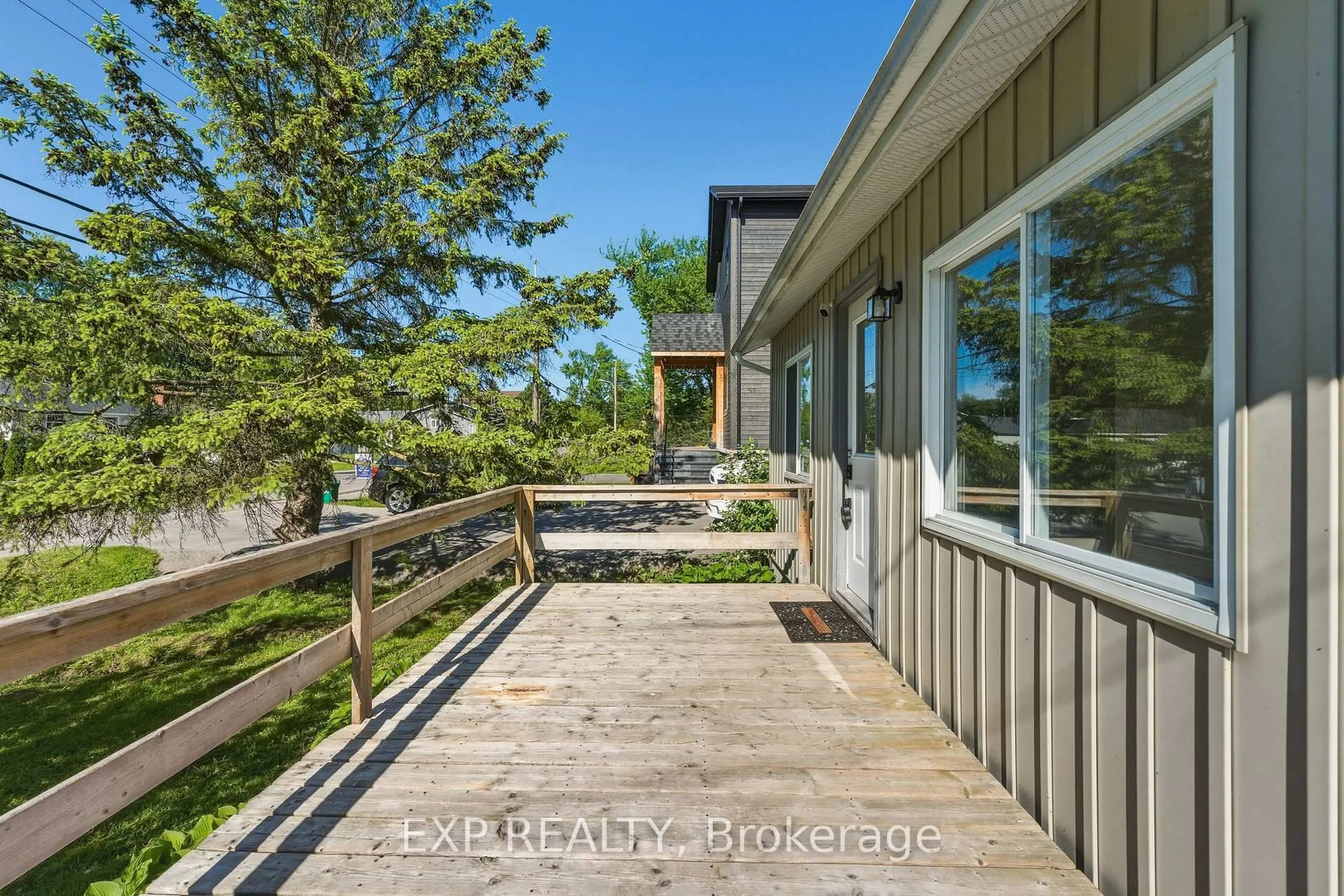 Unknown for 217 Bayview Ave, Georgina Ontario L4P 2T3