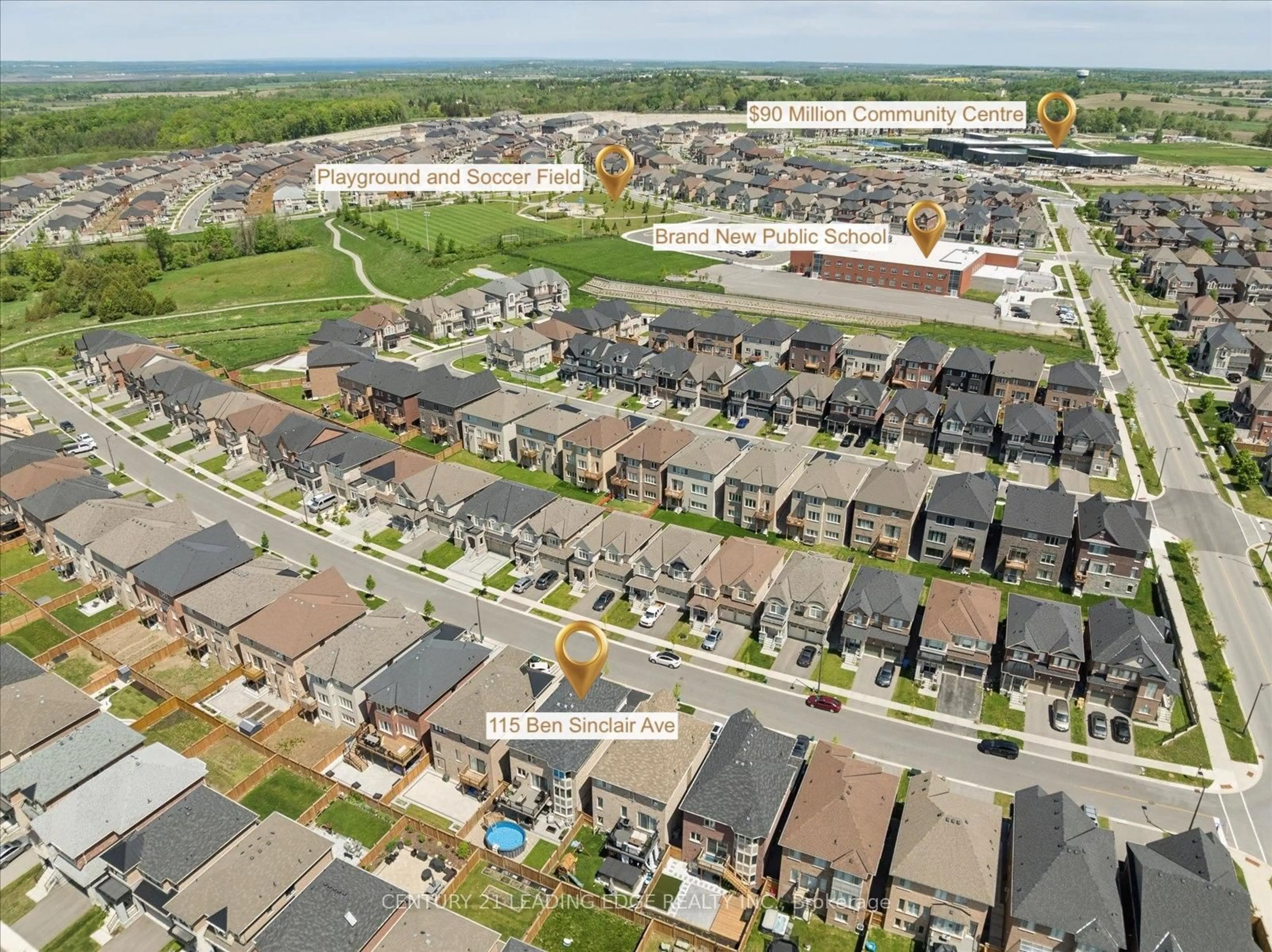 A pic from outside/outdoor area/front of a property/back of a property/a pic from drone, street for 115 Ben Sinclair Ave, East Gwillimbury Ontario L9N 0S3