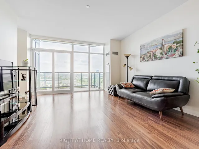65 Oneida Cres #1010, Richmond Hill 3