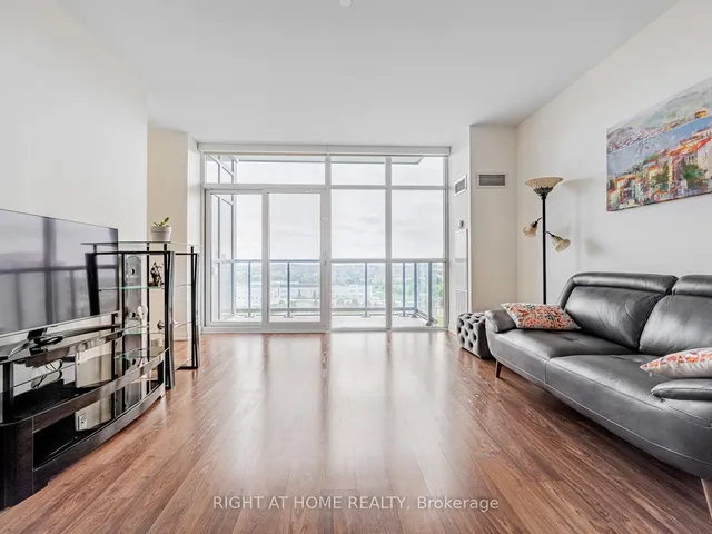 65 Oneida Cres #1010, Richmond Hill 4