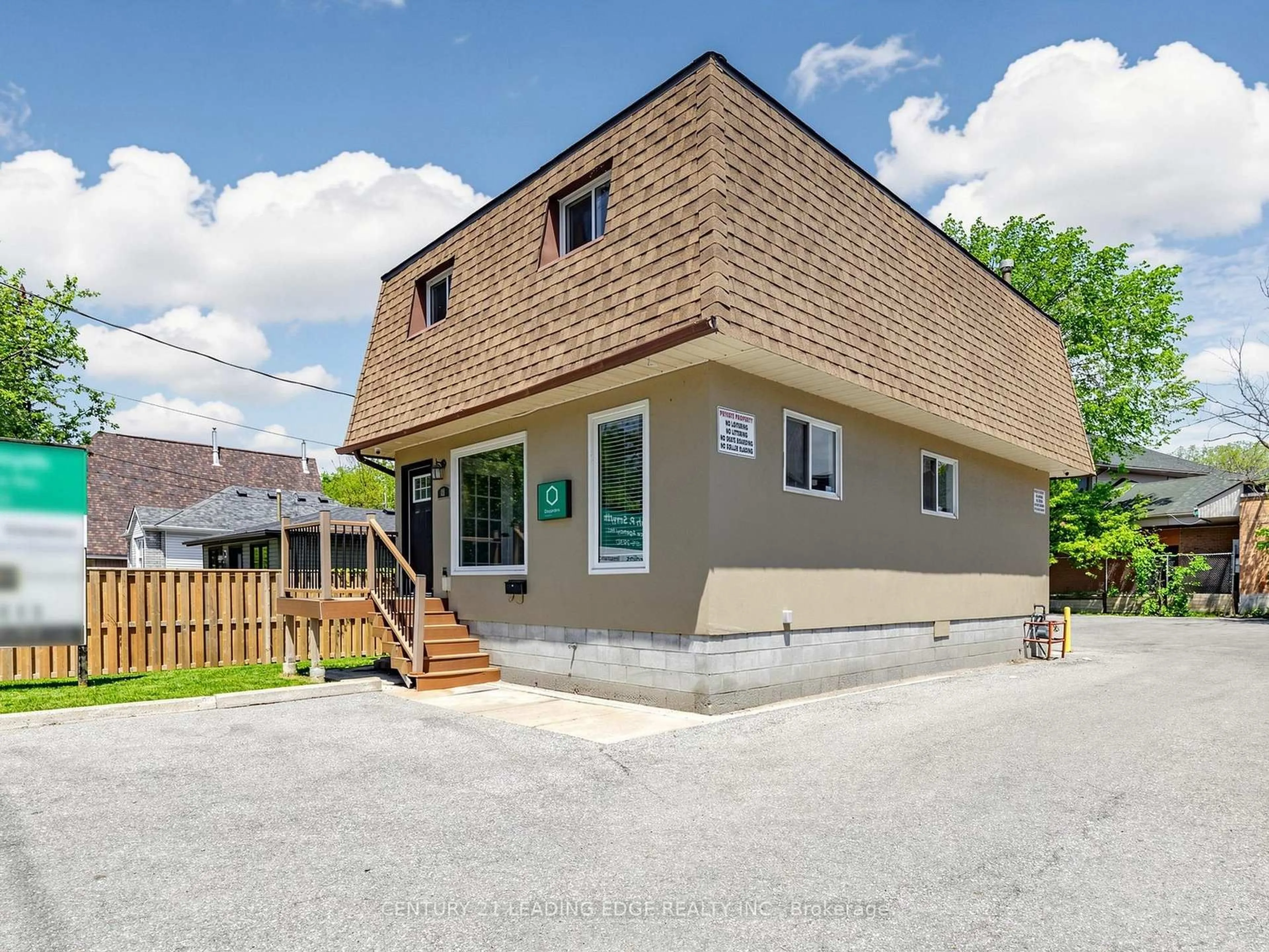Unknown for 21 Metro Rd, Georgina Ontario L4P 1V7