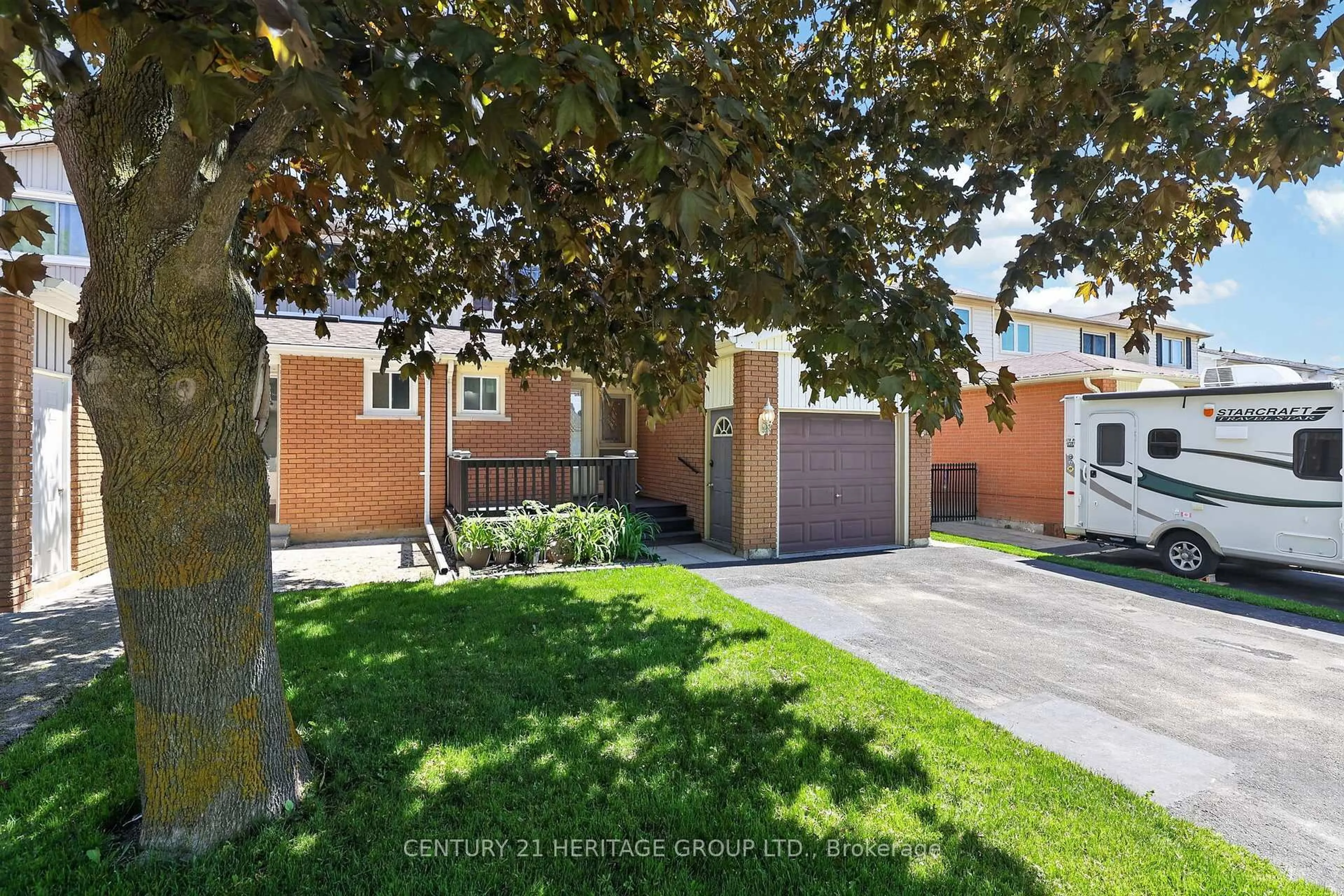Unknown for 251 Collings Ave, Bradford West Gwillimbury Ontario L3Z 1W4