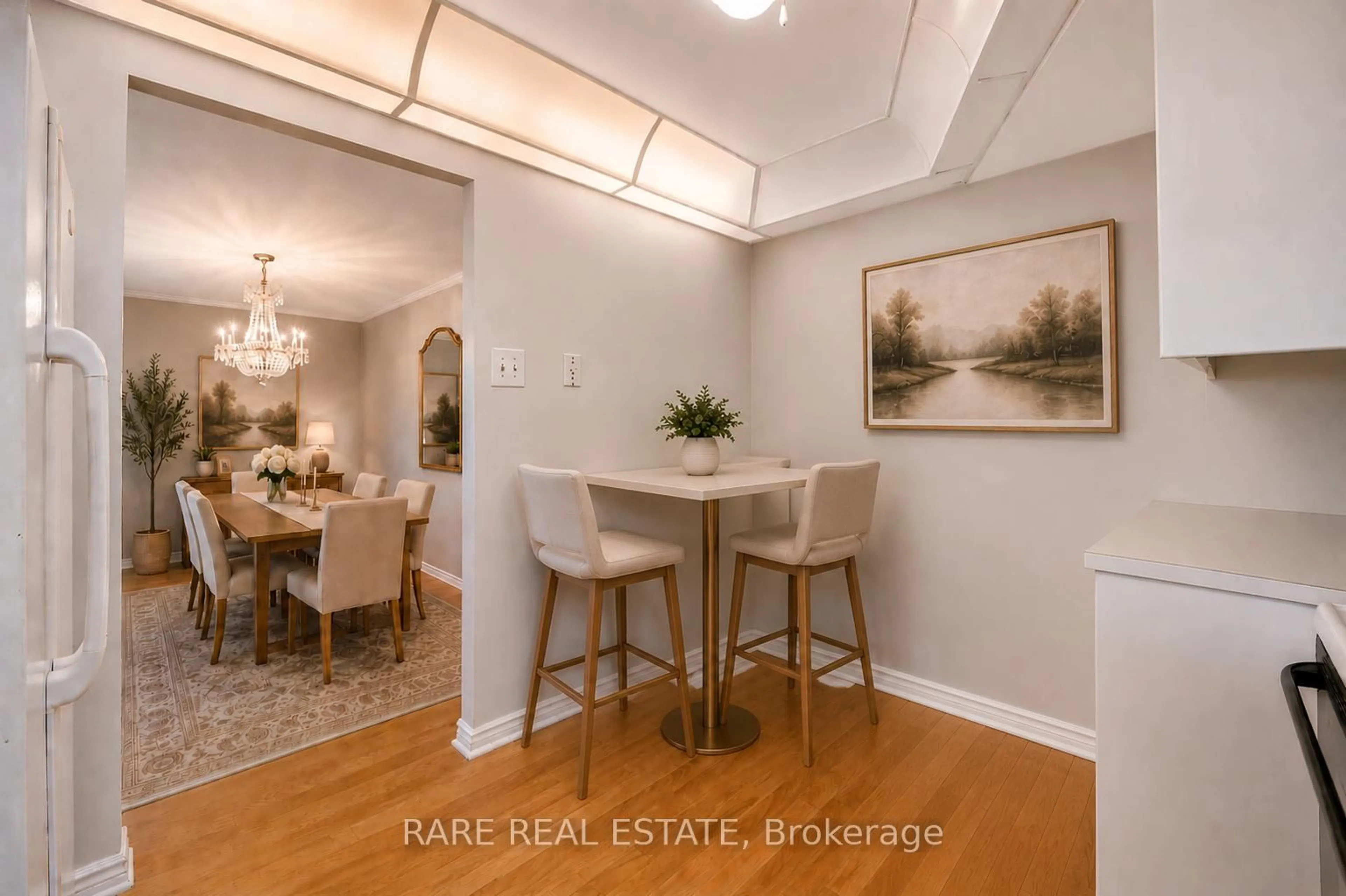 Dining room, wood/laminate floor for 7300 Yonge St #412, Vaughan Ontario L4J 7Y5