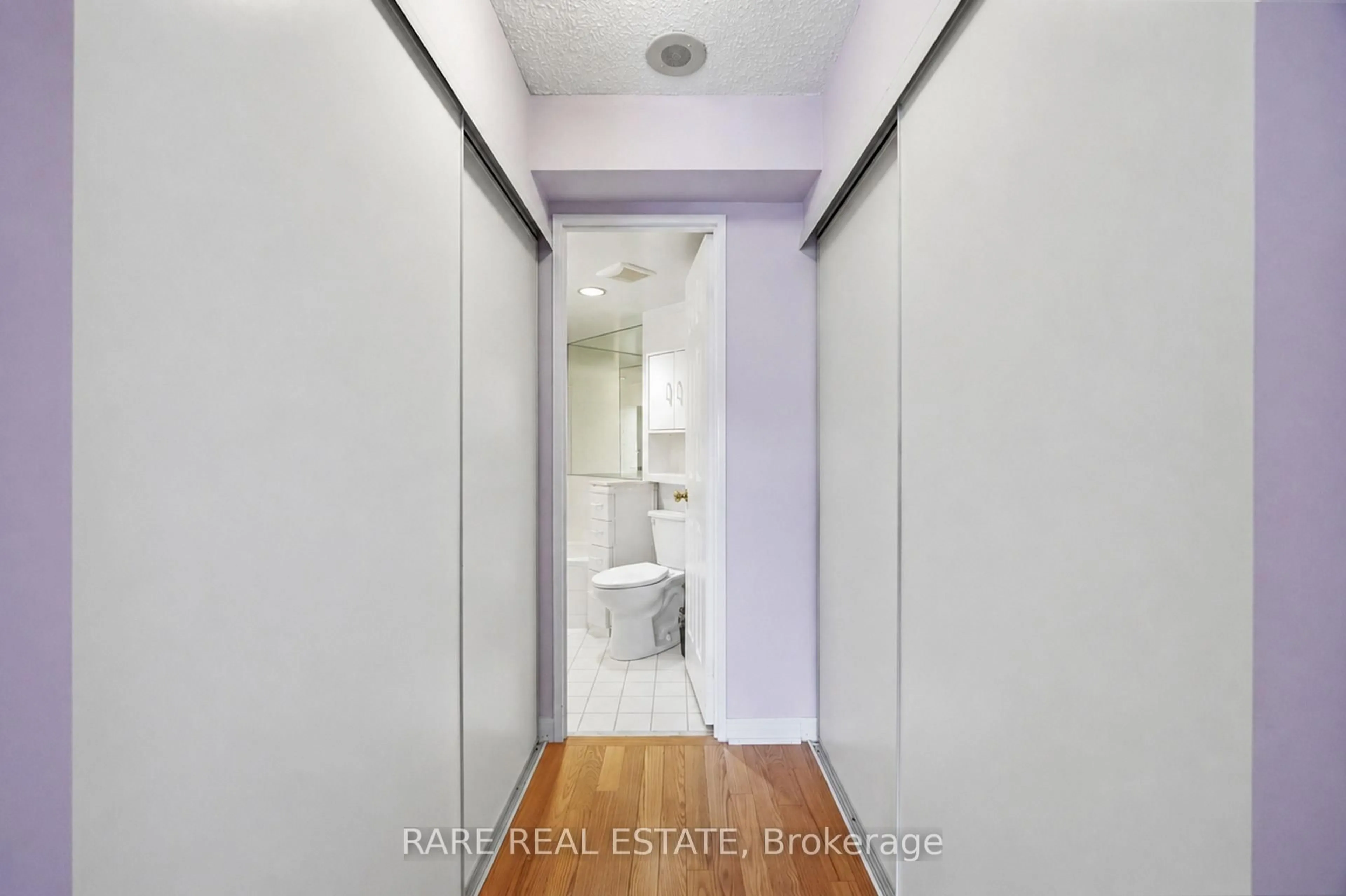 Unknown for 7300 Yonge St #412, Vaughan Ontario L4J 7Y5