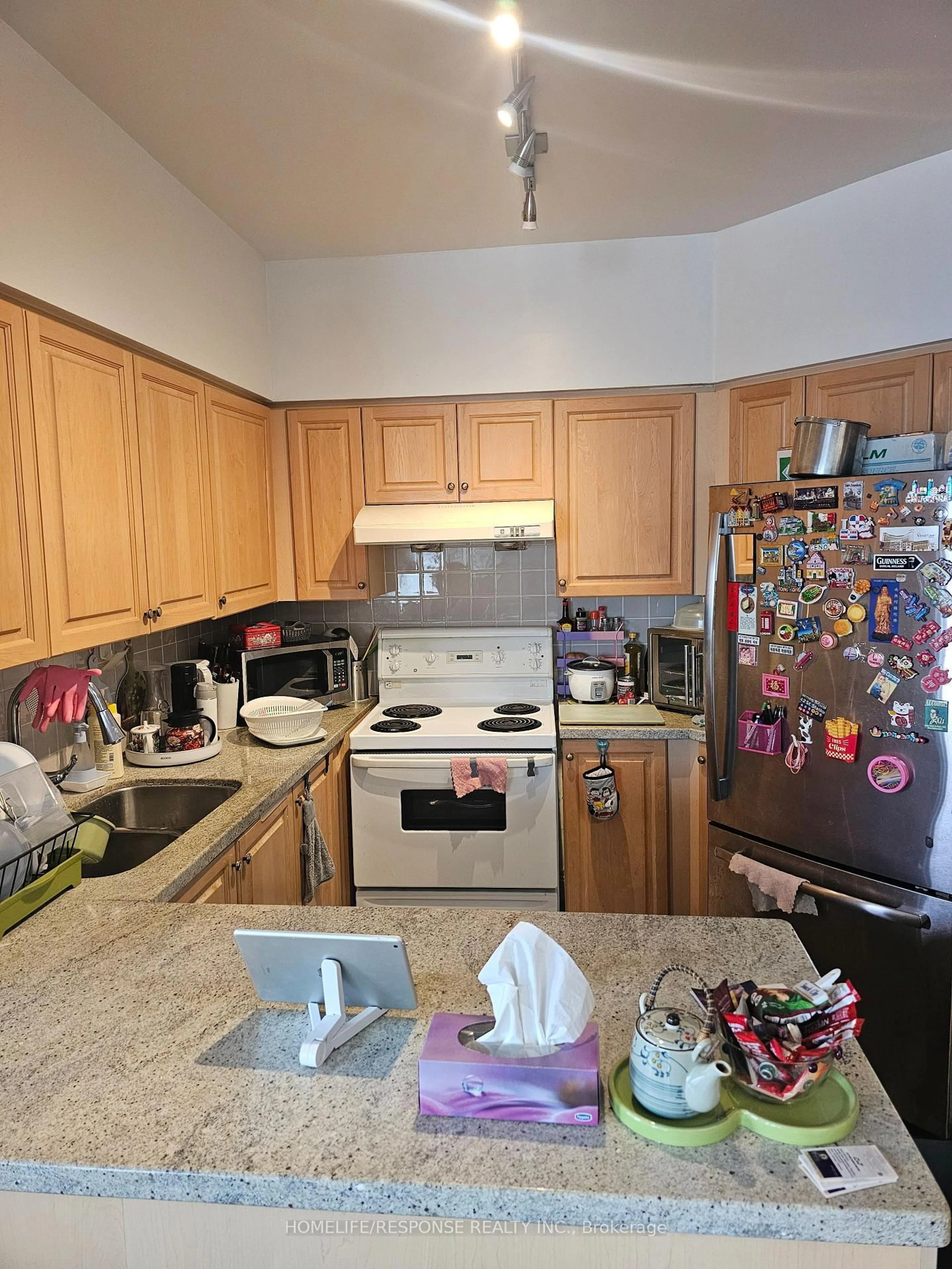 Standard kitchen, floor is not visible for 48 Suncrest Blvd #1011, Markham Ontario L3T 7Y5