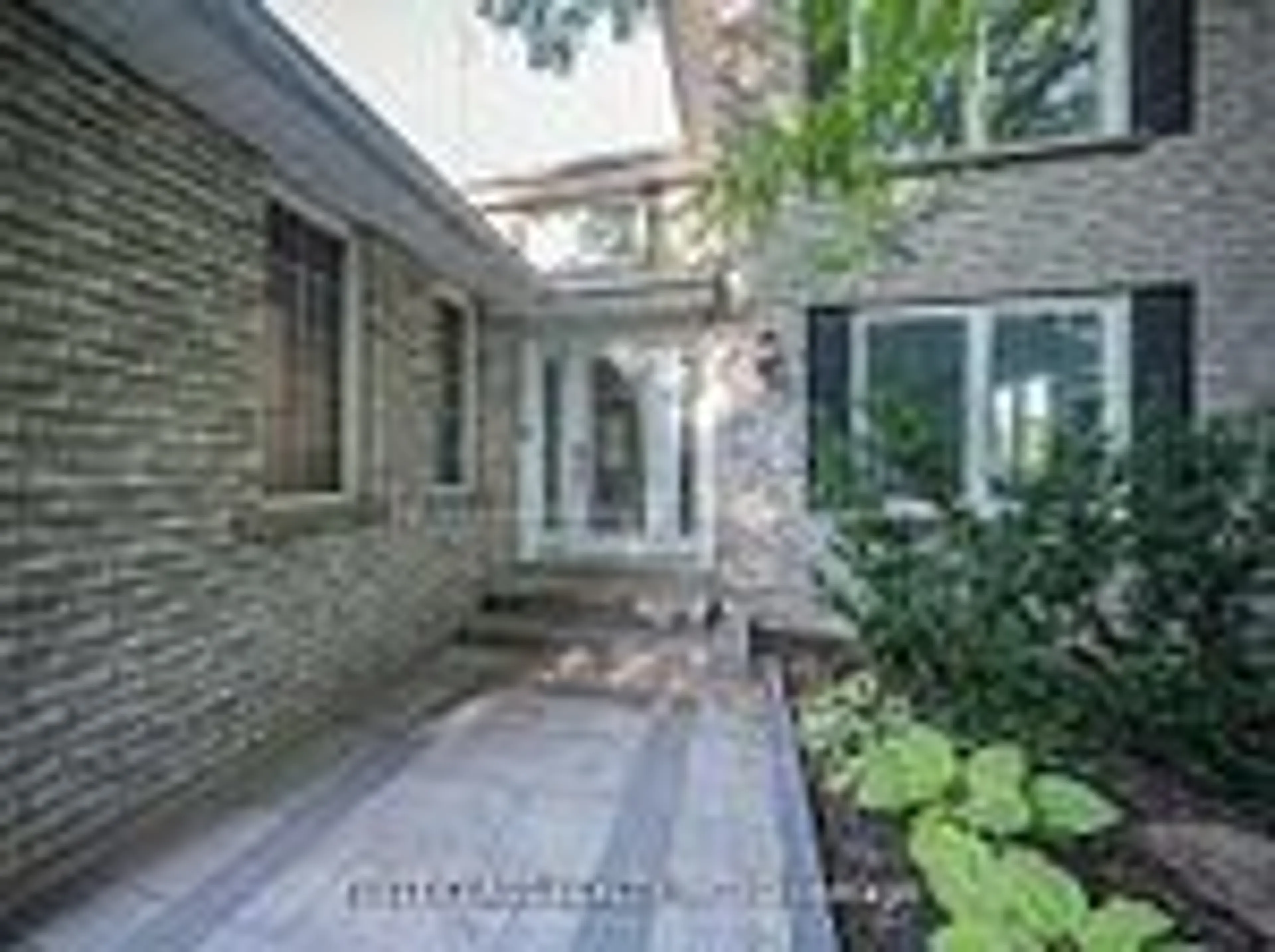 Unknown for 1148 Kingdale Rd, Newmarket Ontario L3Y 4W1