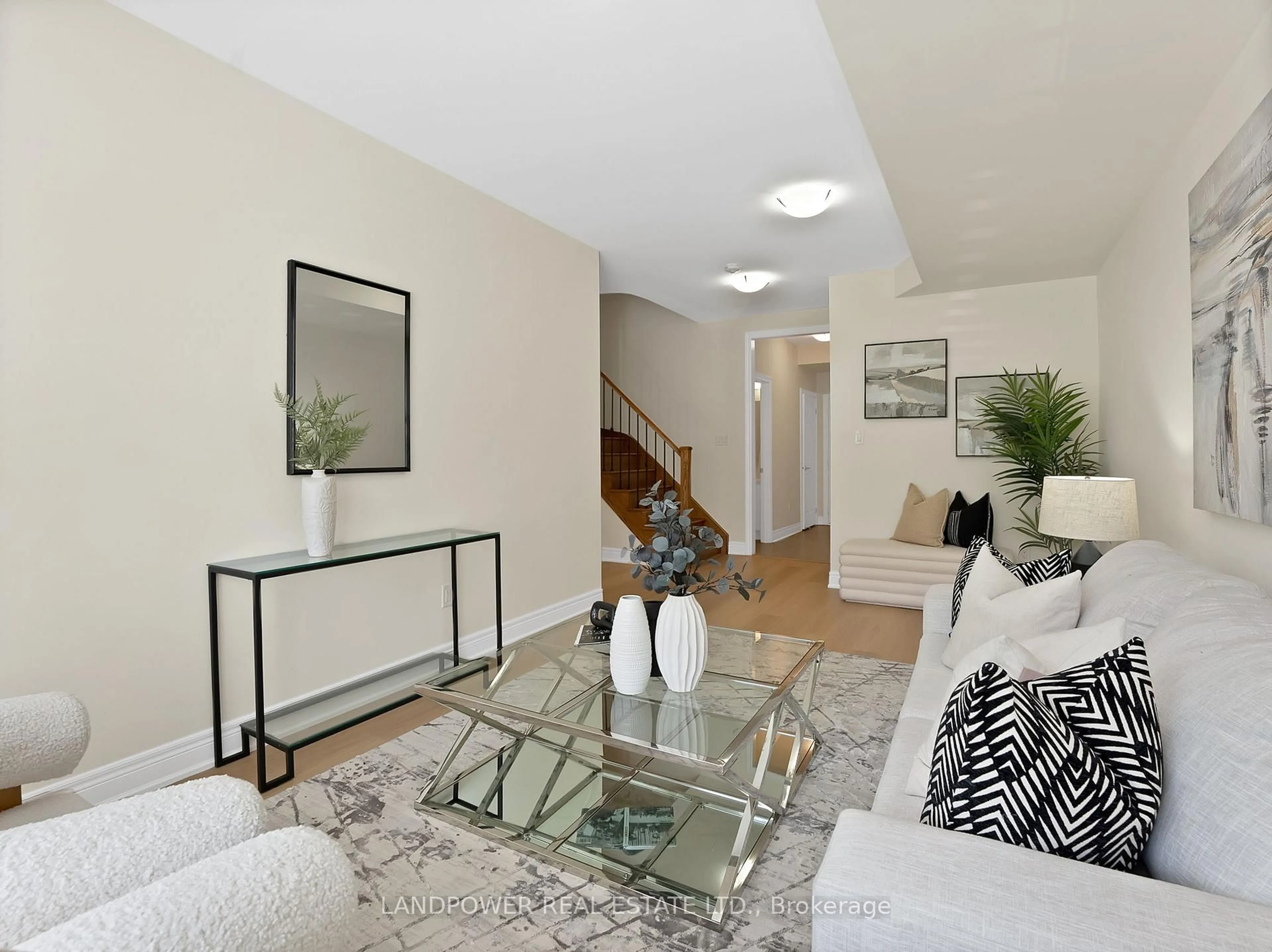 Living room with furniture, unknown for 8 Aylin Cres, Vaughan Ontario L6A 4Z8
