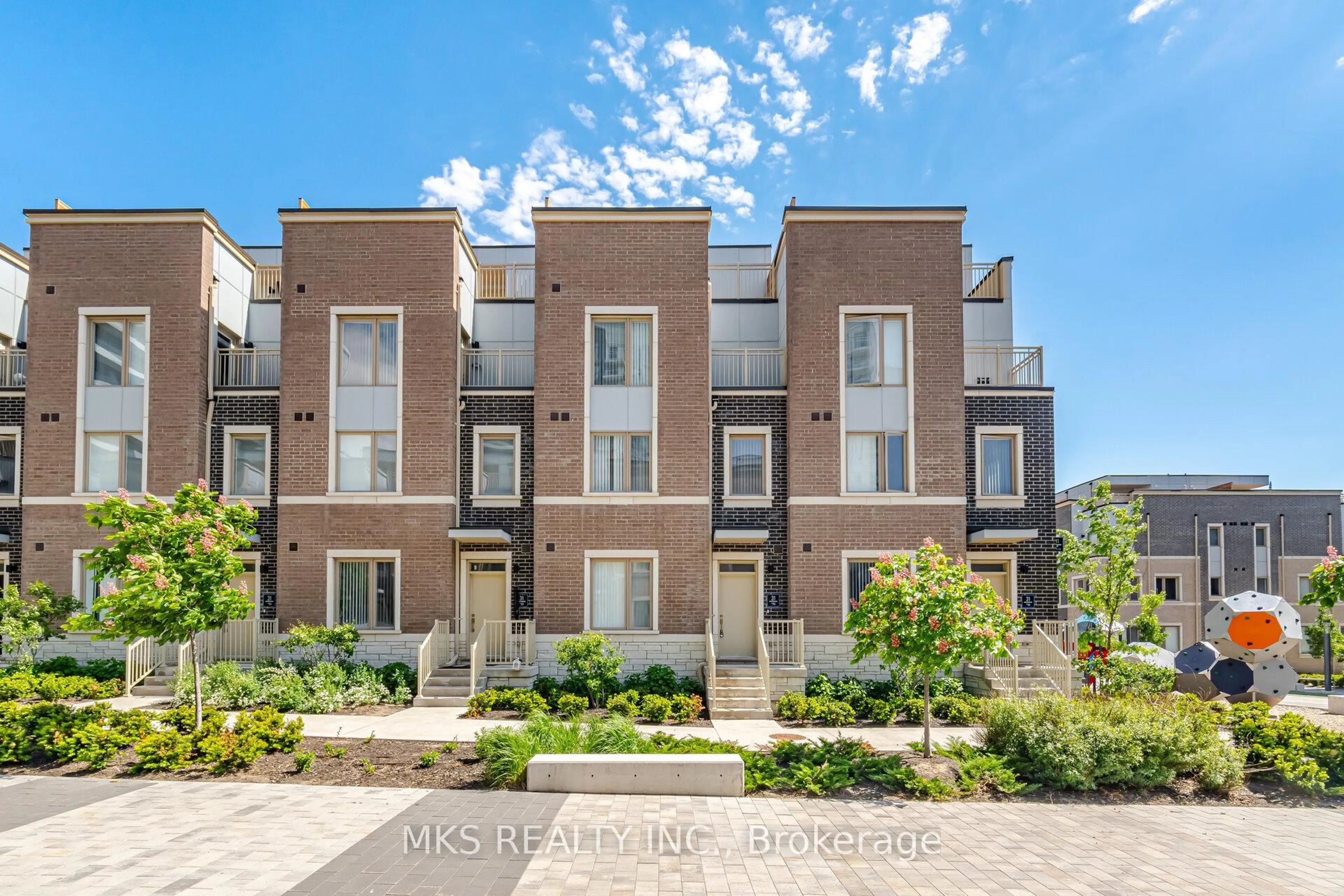Unknown for 31 Almond Blossom Mews #TH155, Vaughan Ontario L4K 0N7