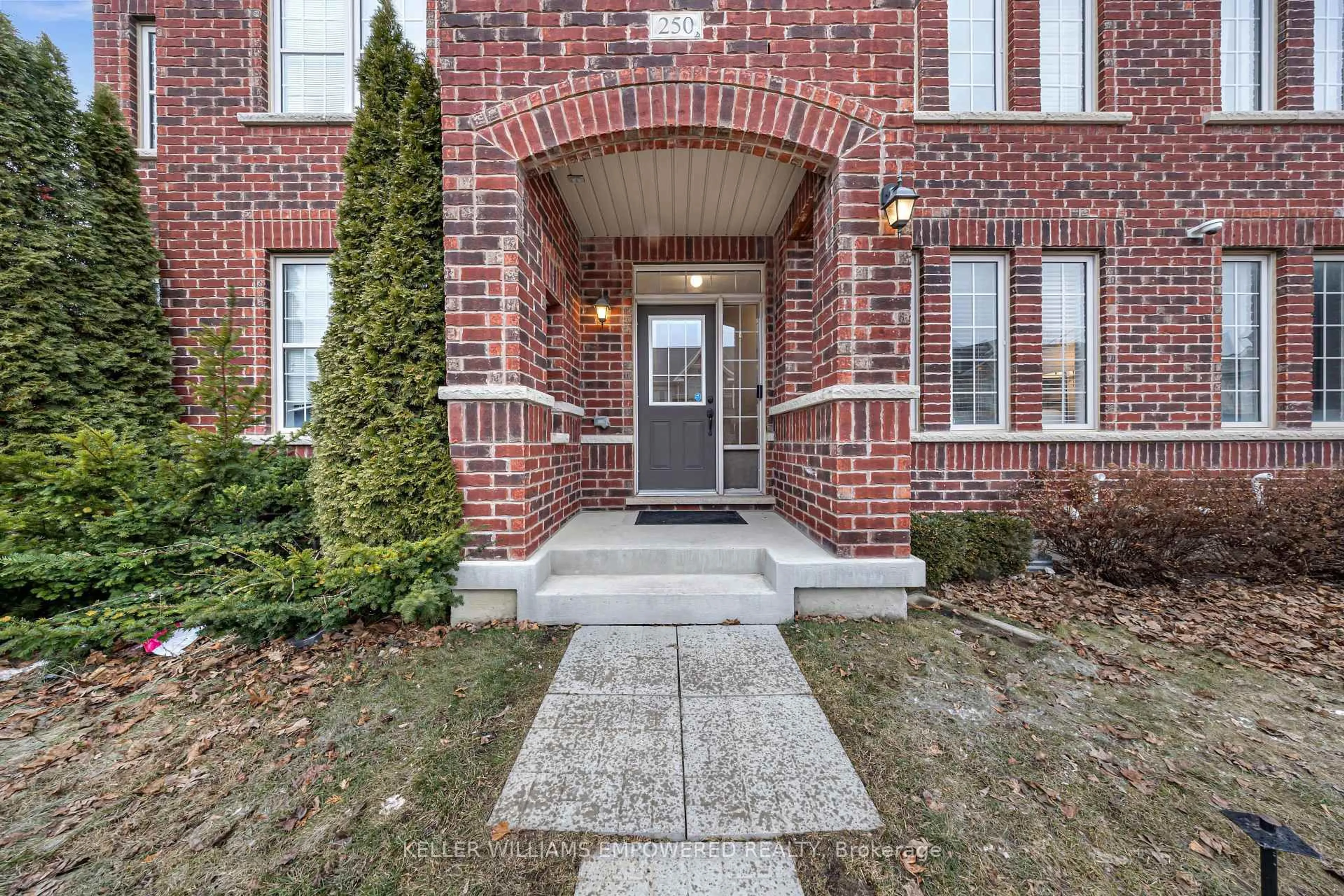 Home with brick exterior material, street for 250 Barons St, Vaughan Ontario L4H 3Z3