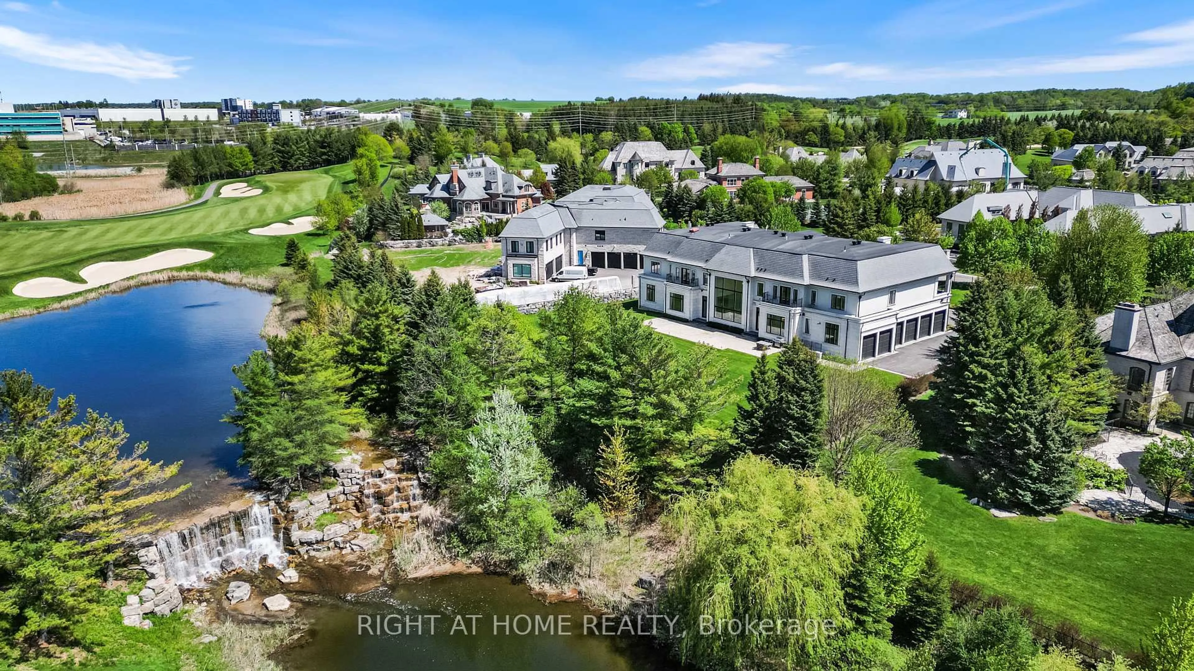 A pic from outside/outdoor area/front of a property/back of a property/a pic from drone, water/lake/river/ocean view for 16 Sirona's Lane, Aurora Ontario L4G 7Y7