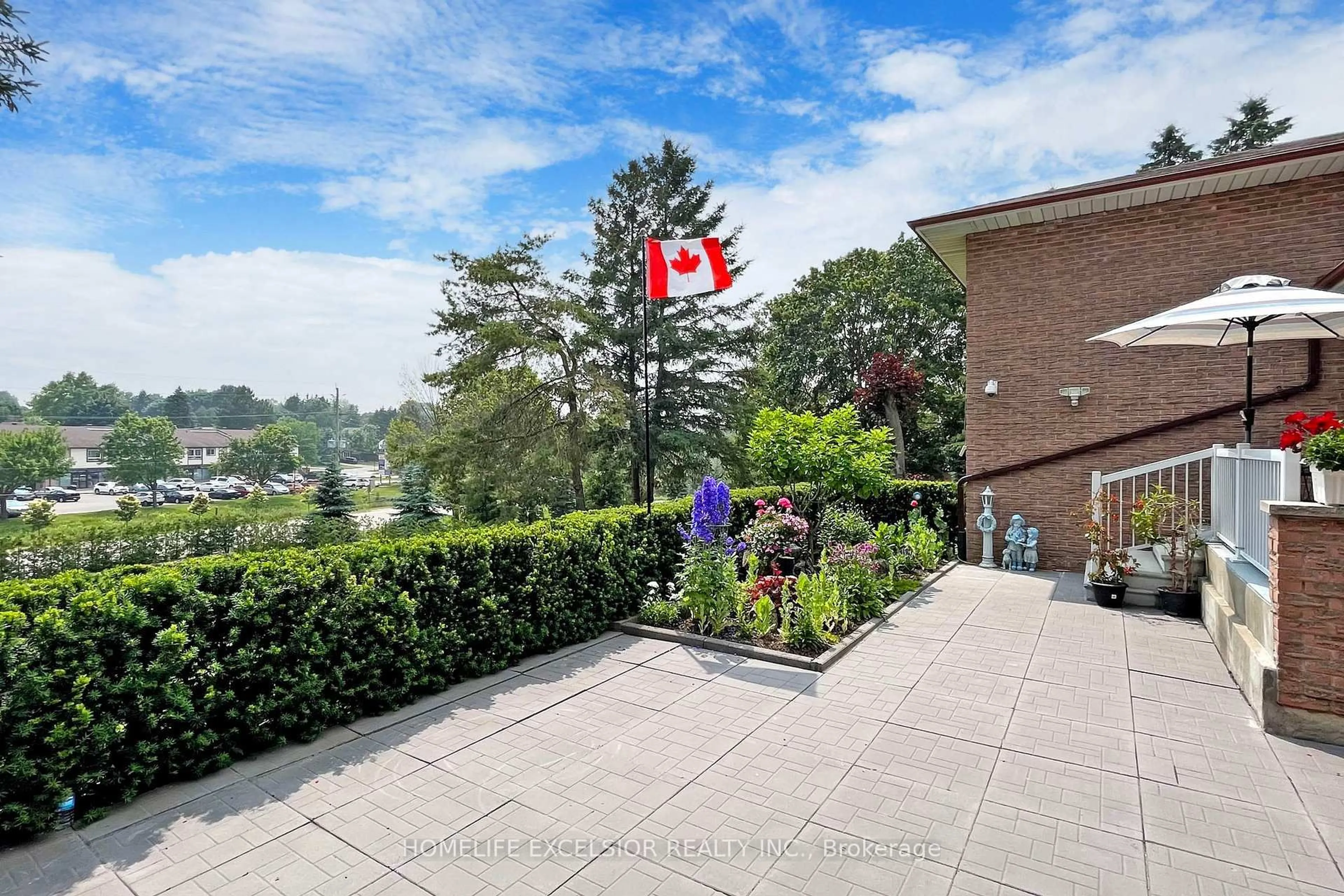 Patio, water/lake/river/ocean view for 550 Mount Albert Rd, East Gwillimbury Ontario L9N 1P1