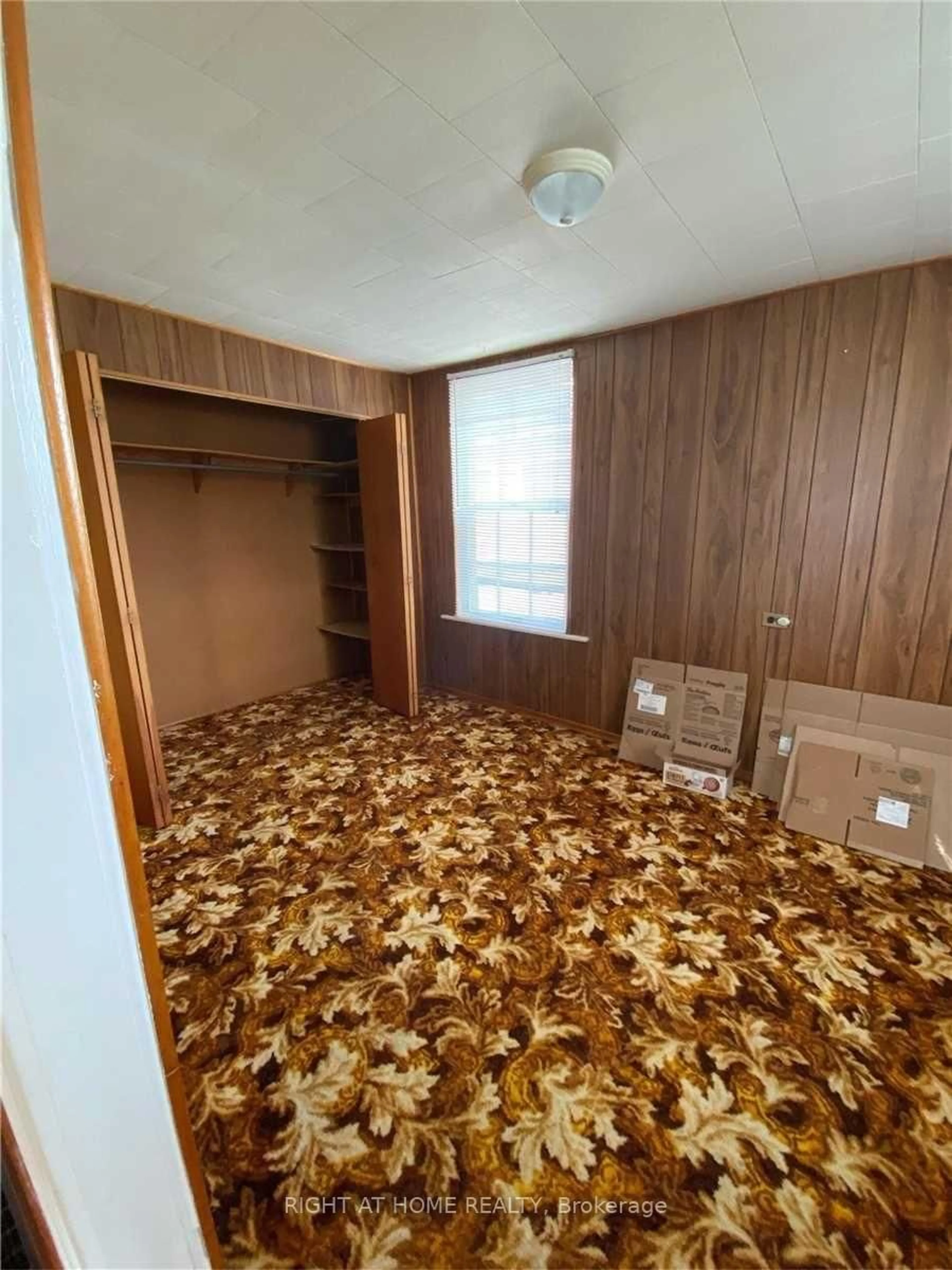 A pic of a room for 7870 Yonge St, Innisfil Ontario L9S 1L4