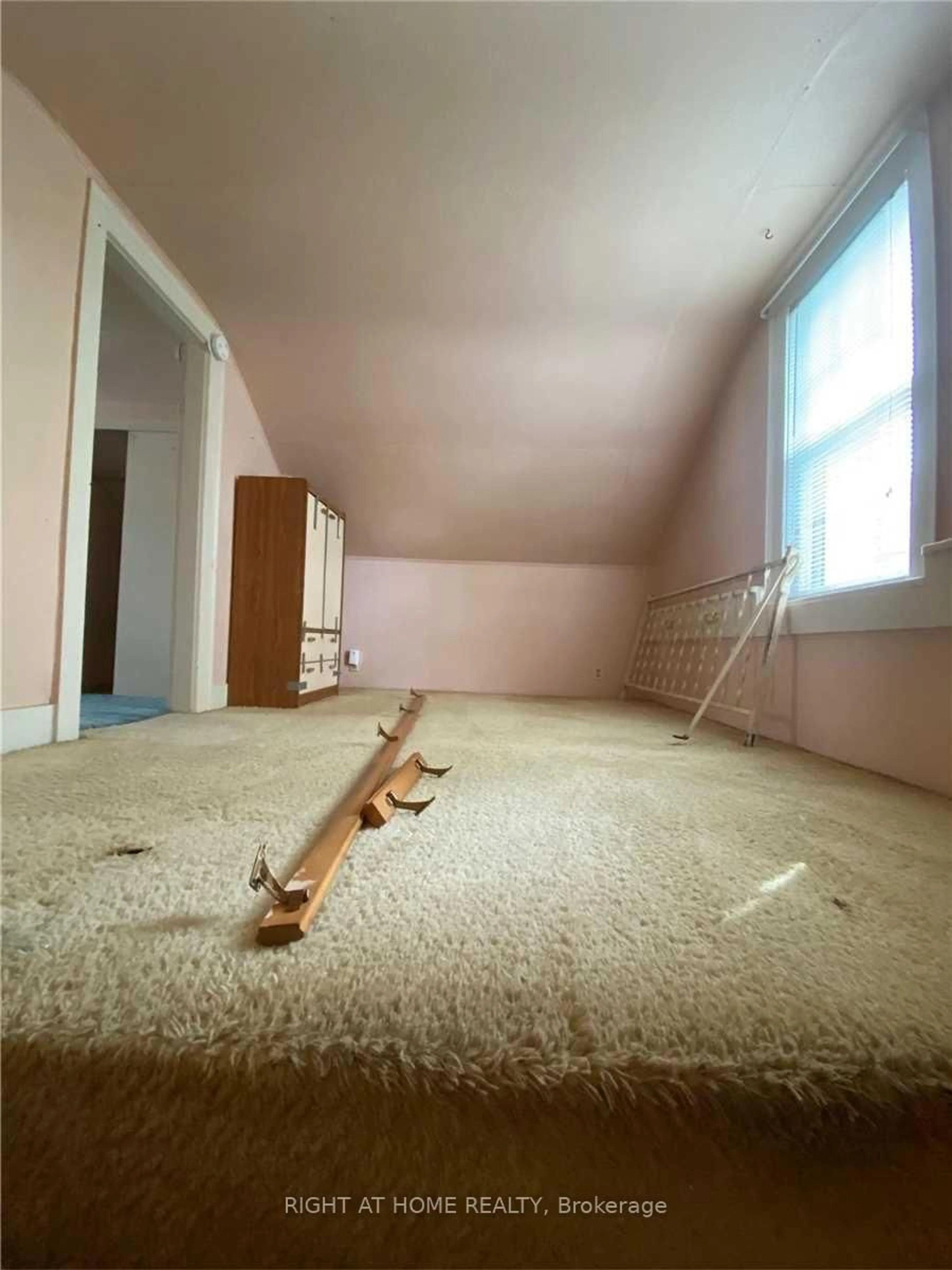 A pic of a room for 7870 Yonge St, Innisfil Ontario L9S 1L4