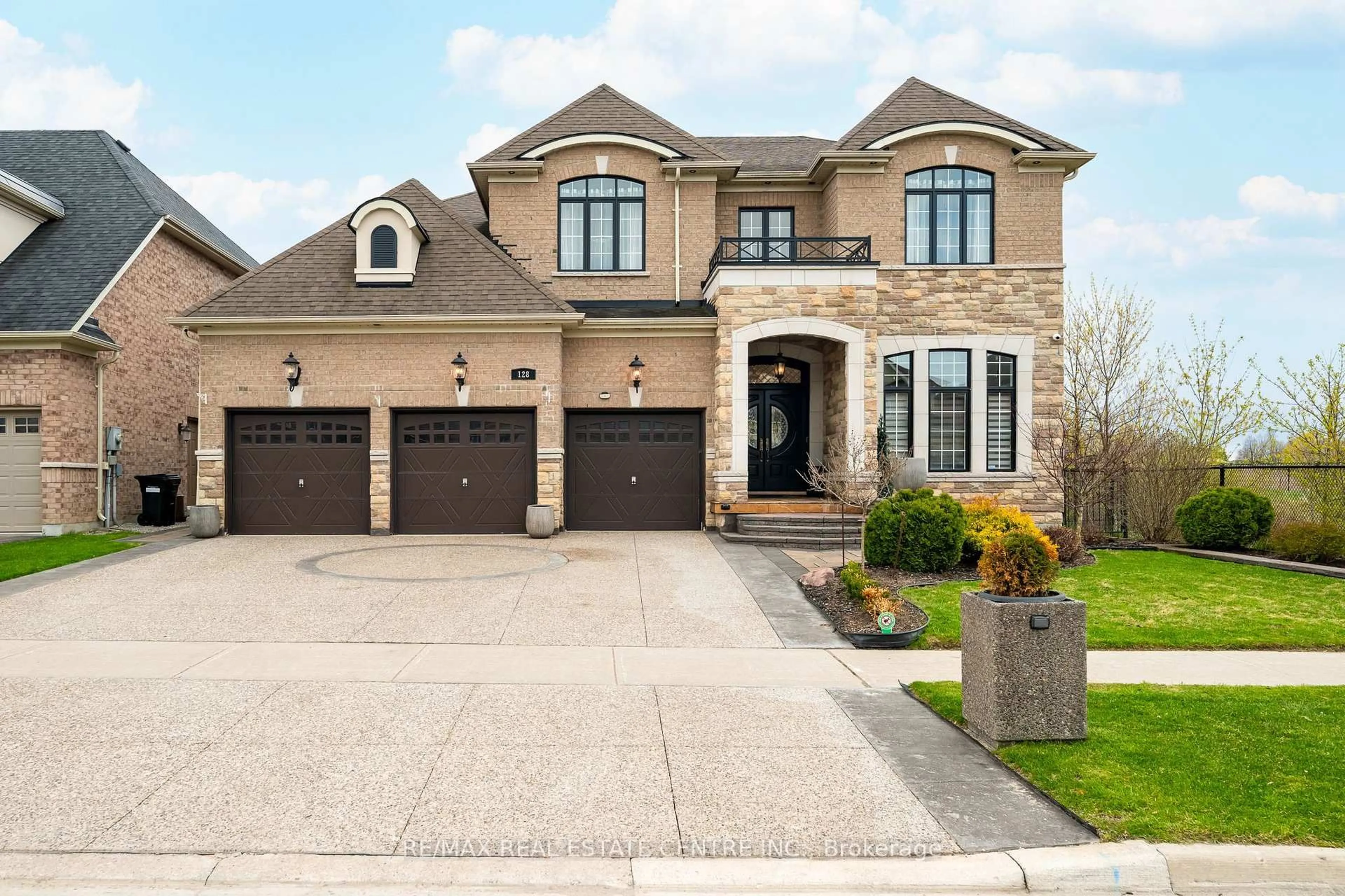 Home with brick exterior material, street for 128 Copeland Cres, Innisfil Ontario L0L 1L0
