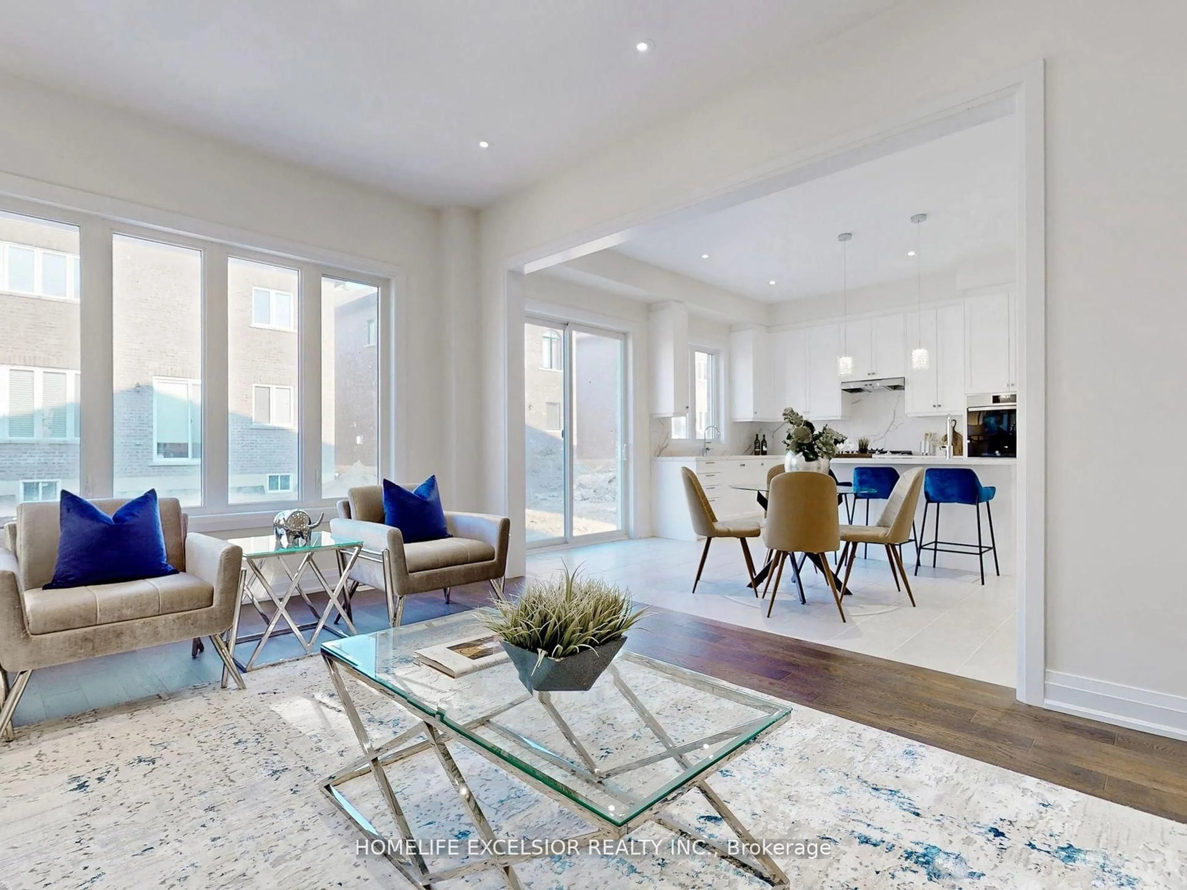 Living room with furniture, unknown for 19 Aida Pl, Richmond Hill Ontario L4E 2Y5