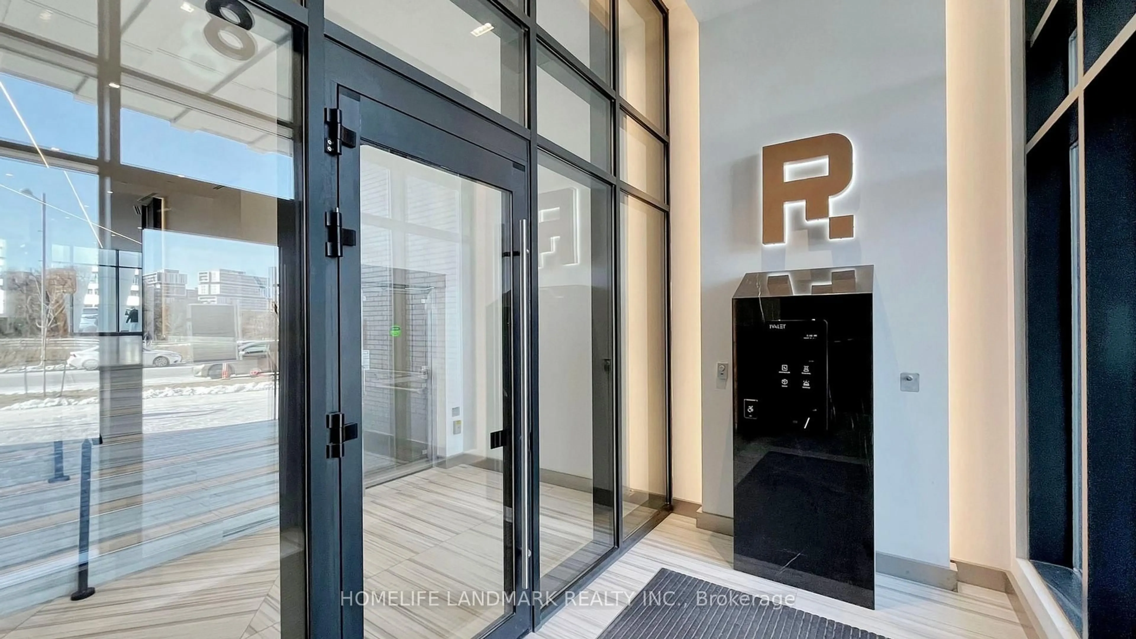 Indoor foyer for 8 Water Walk Dr #308, Markham Ontario L3R 6L4