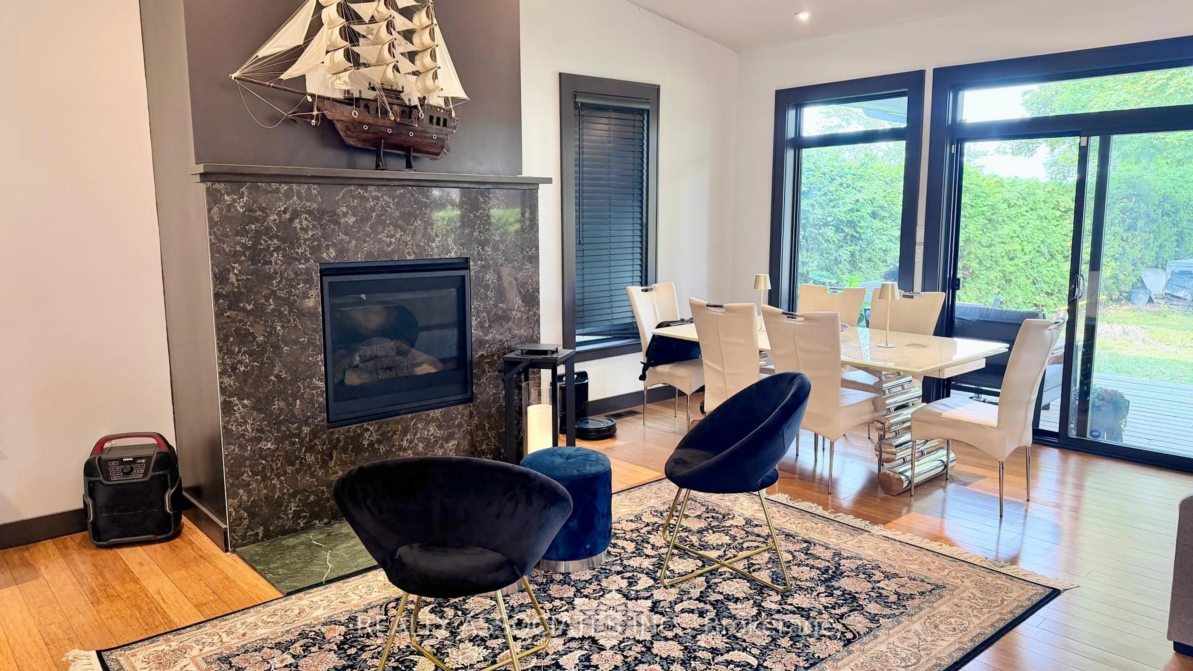 Living room with furniture, ceramic/tile floor for 28 Garden Gate, Brock Ontario L0K 1A0