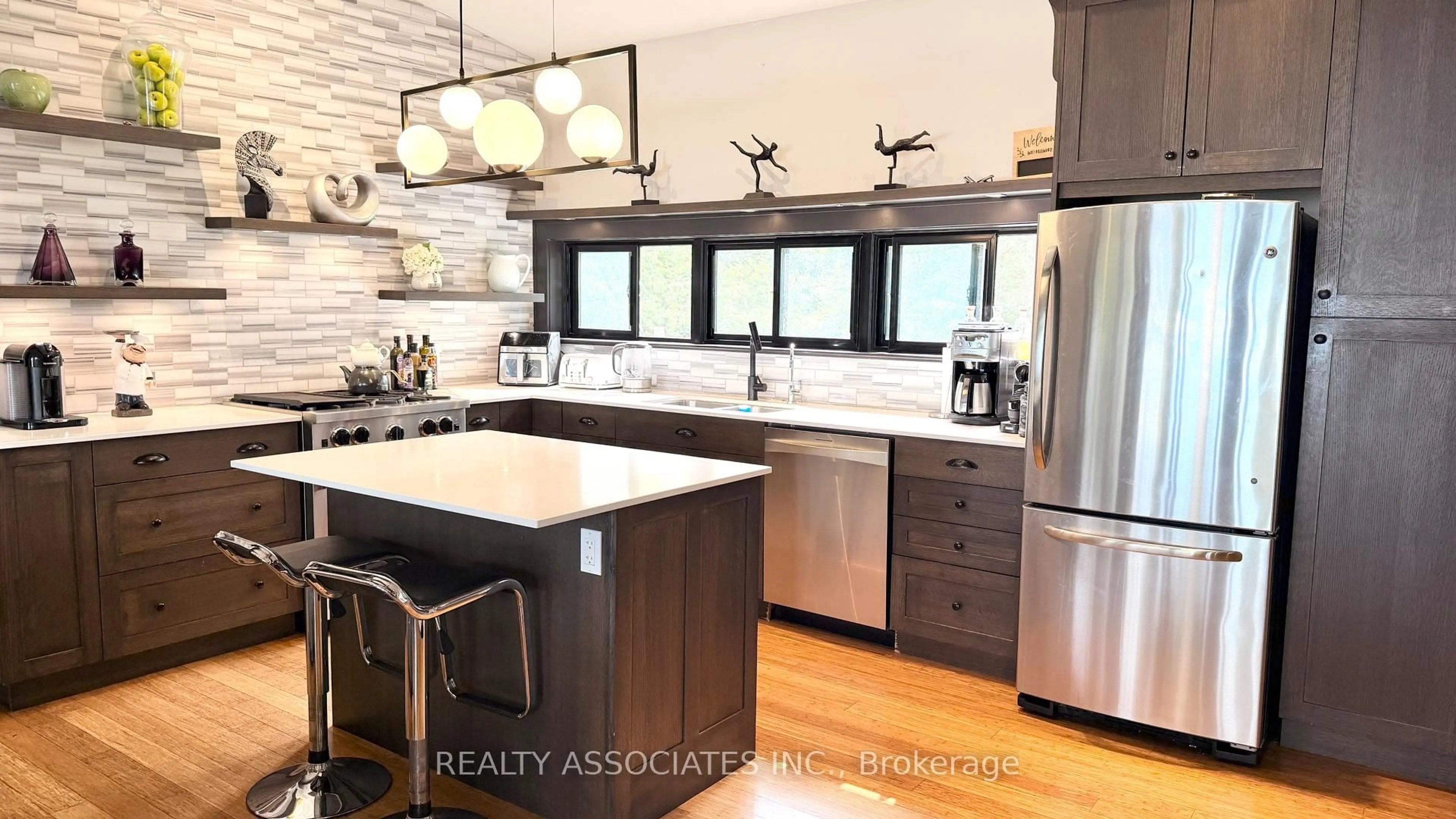 Open concept kitchen, unknown for 28 Garden Gate, Brock Ontario L0K 1A0