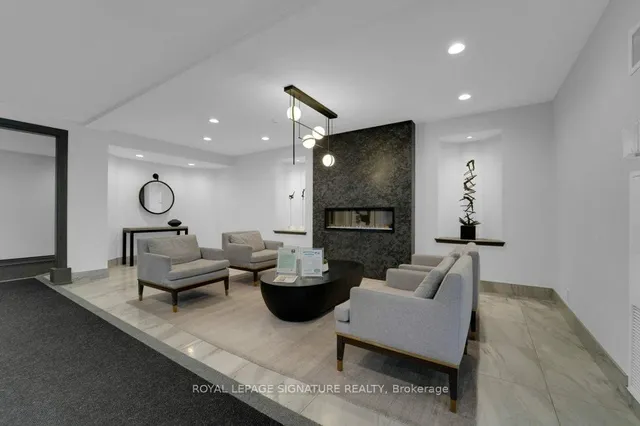 22 Clarissa Dr #1404, Richmond Hill 5