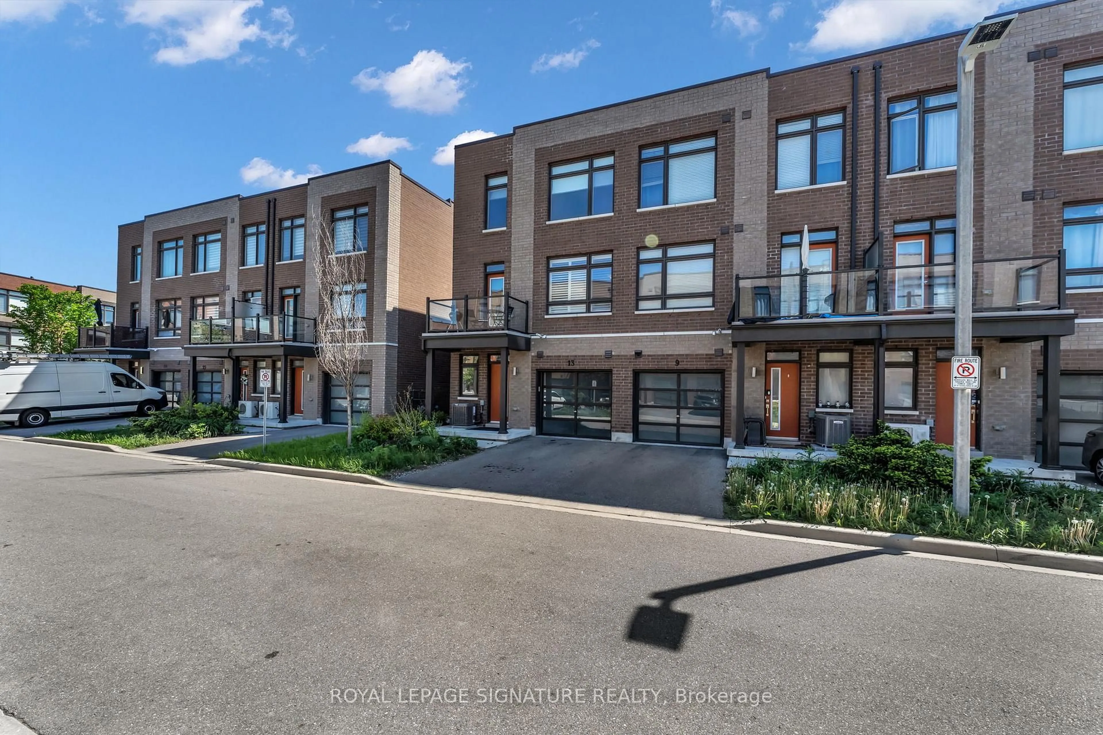 Unknown for 13 Bluenose St, Vaughan Ontario L4L 0L7
