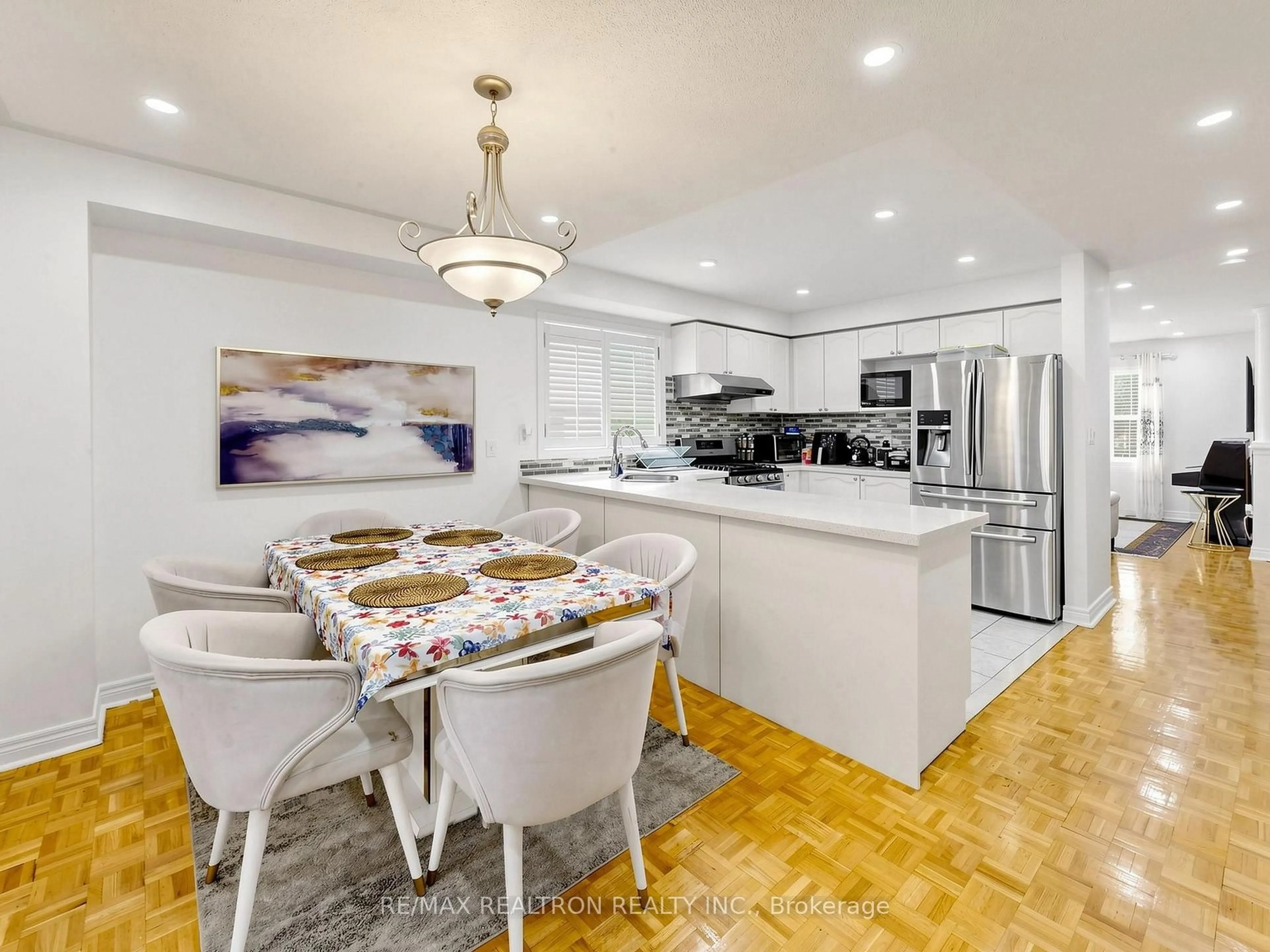 Open concept kitchen, unknown for 375 Napa Valley Ave, Vaughan Ontario L4H 1Y8
