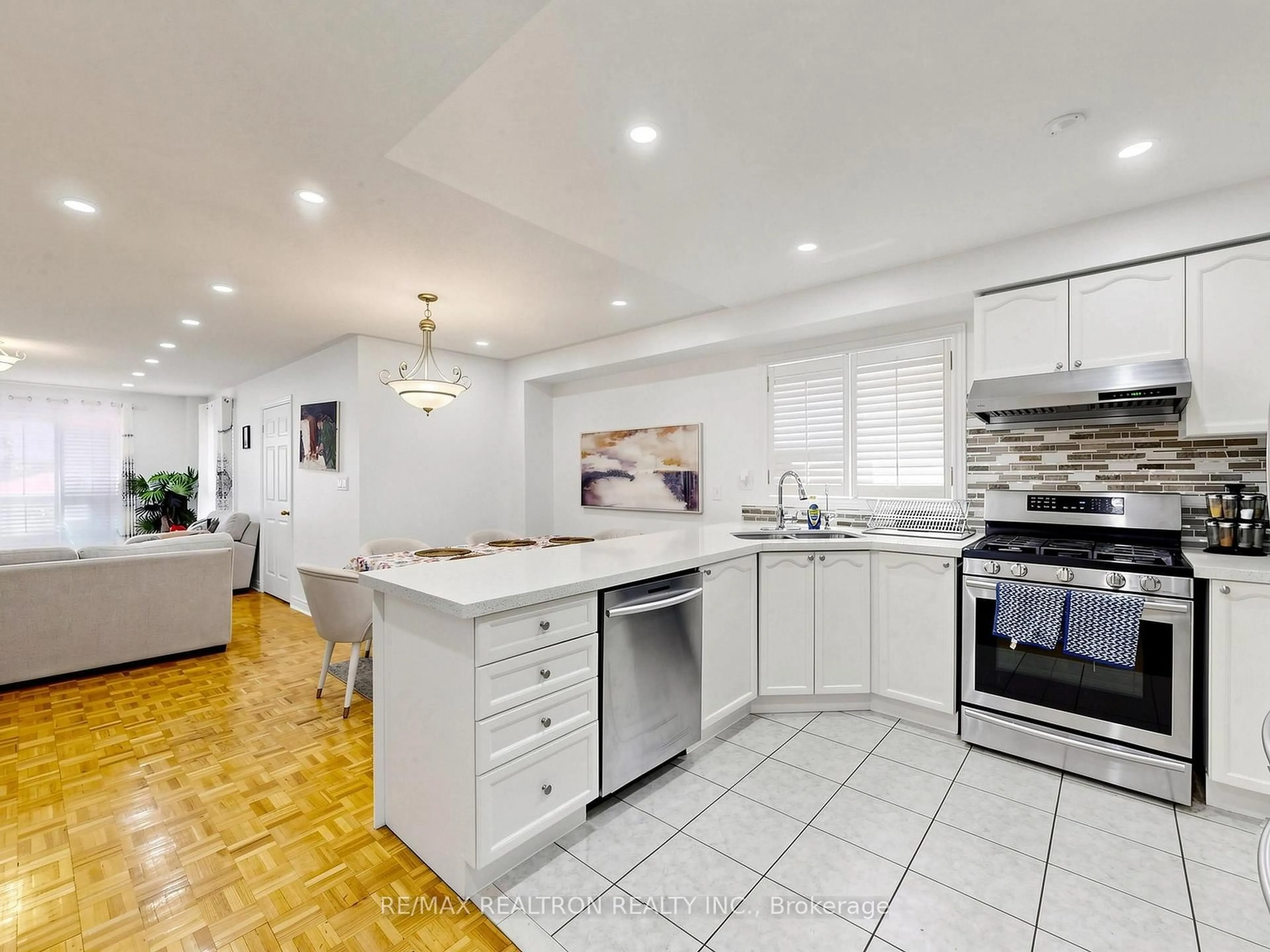 Open concept kitchen, ceramic/tile floor for 375 Napa Valley Ave, Vaughan Ontario L4H 1Y8