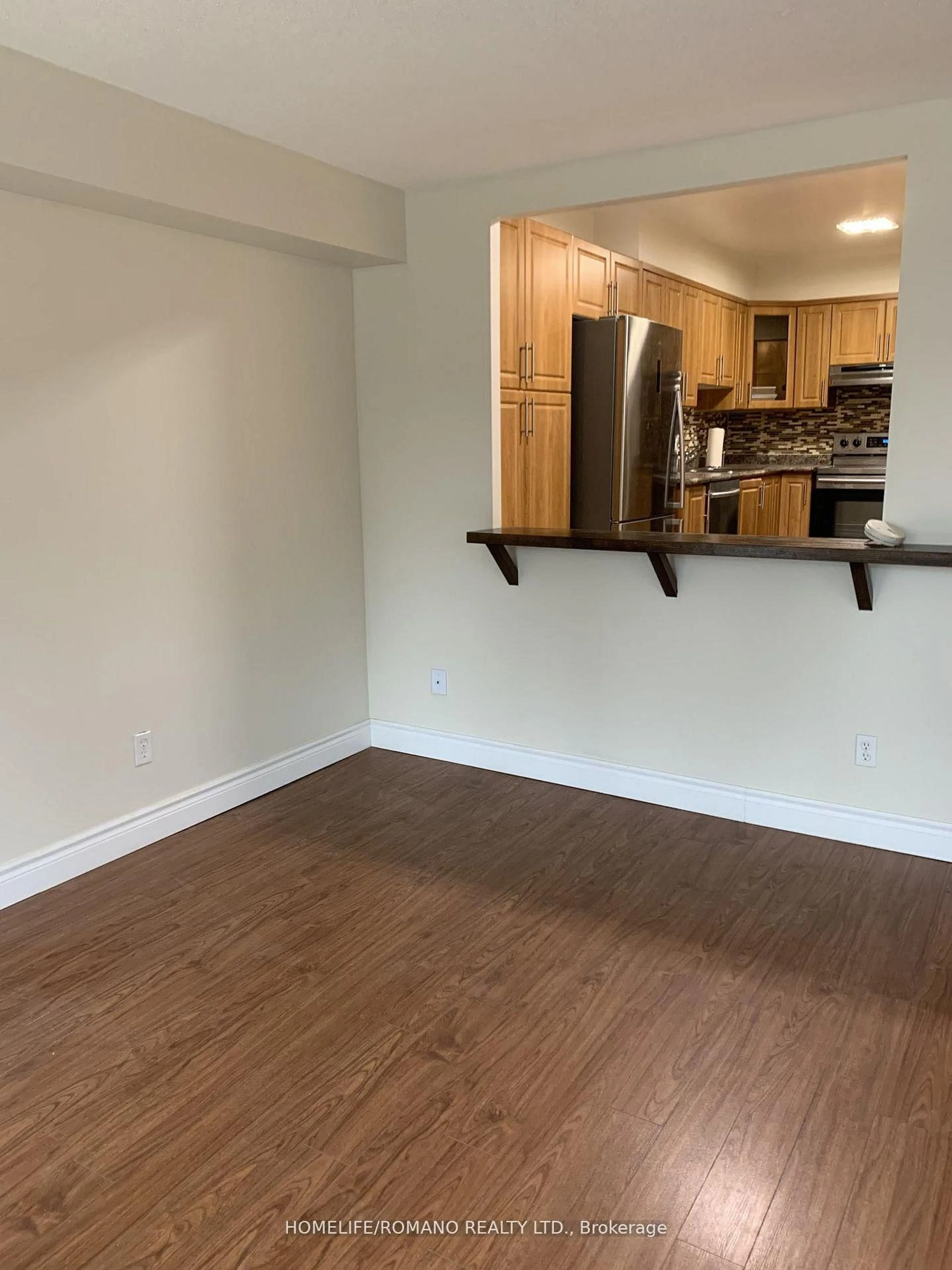 A pic of a room for 50 Baif Blvd #102, Richmond Hill Ontario L4C 5L1