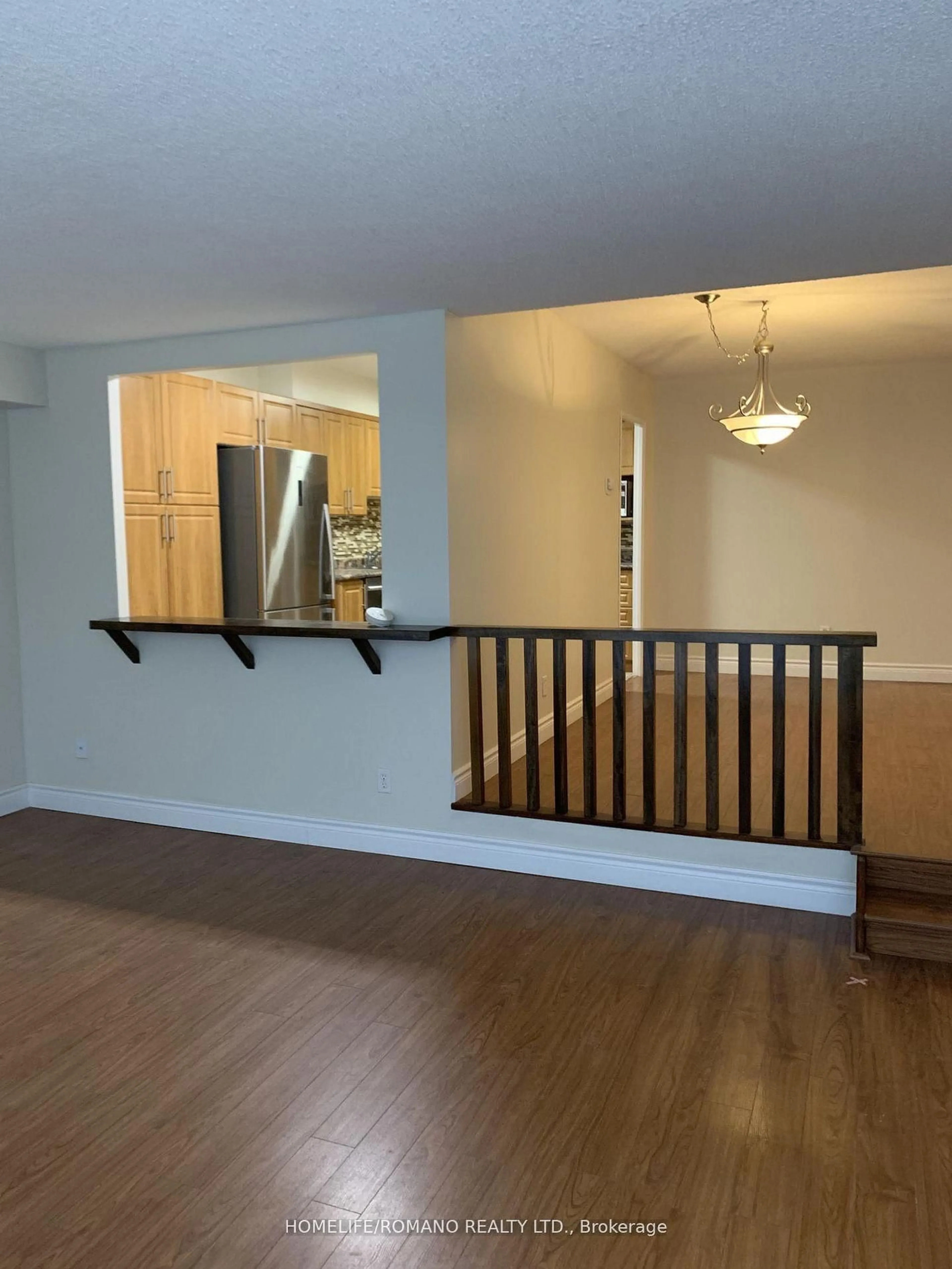 Unknown for 50 Baif Blvd #102, Richmond Hill Ontario L4C 5L1