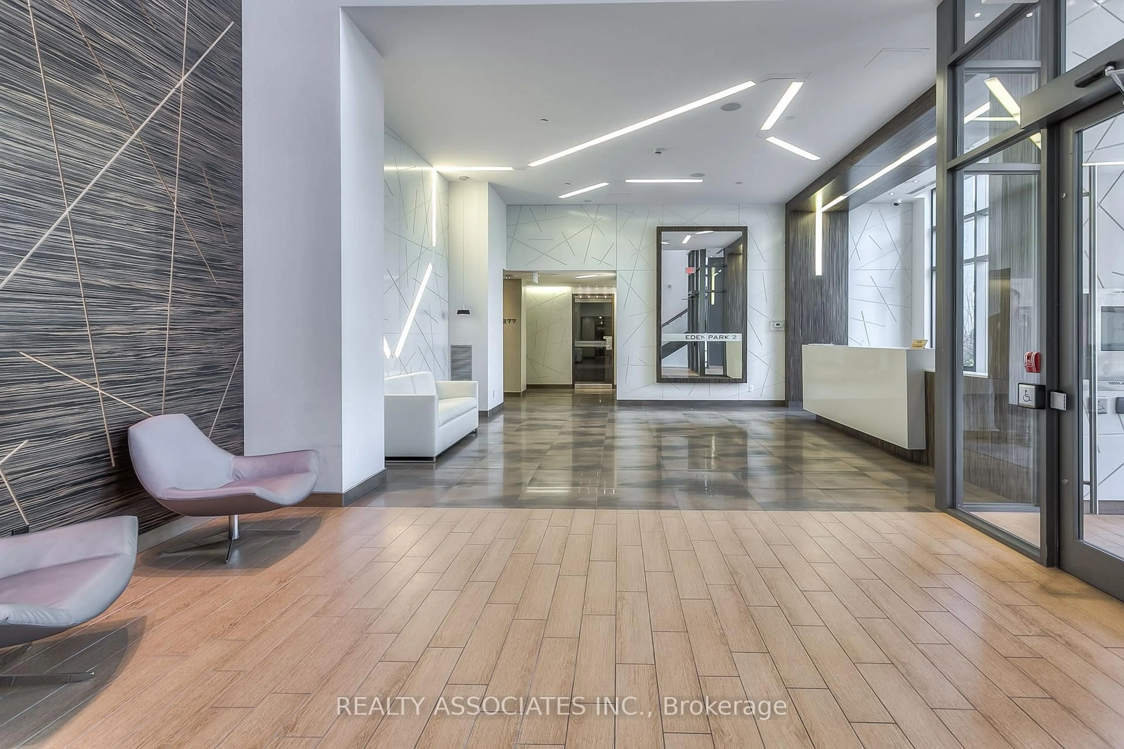 Lobby for 277 South Park Rd #1020, Markham Ontario L3T 0B7