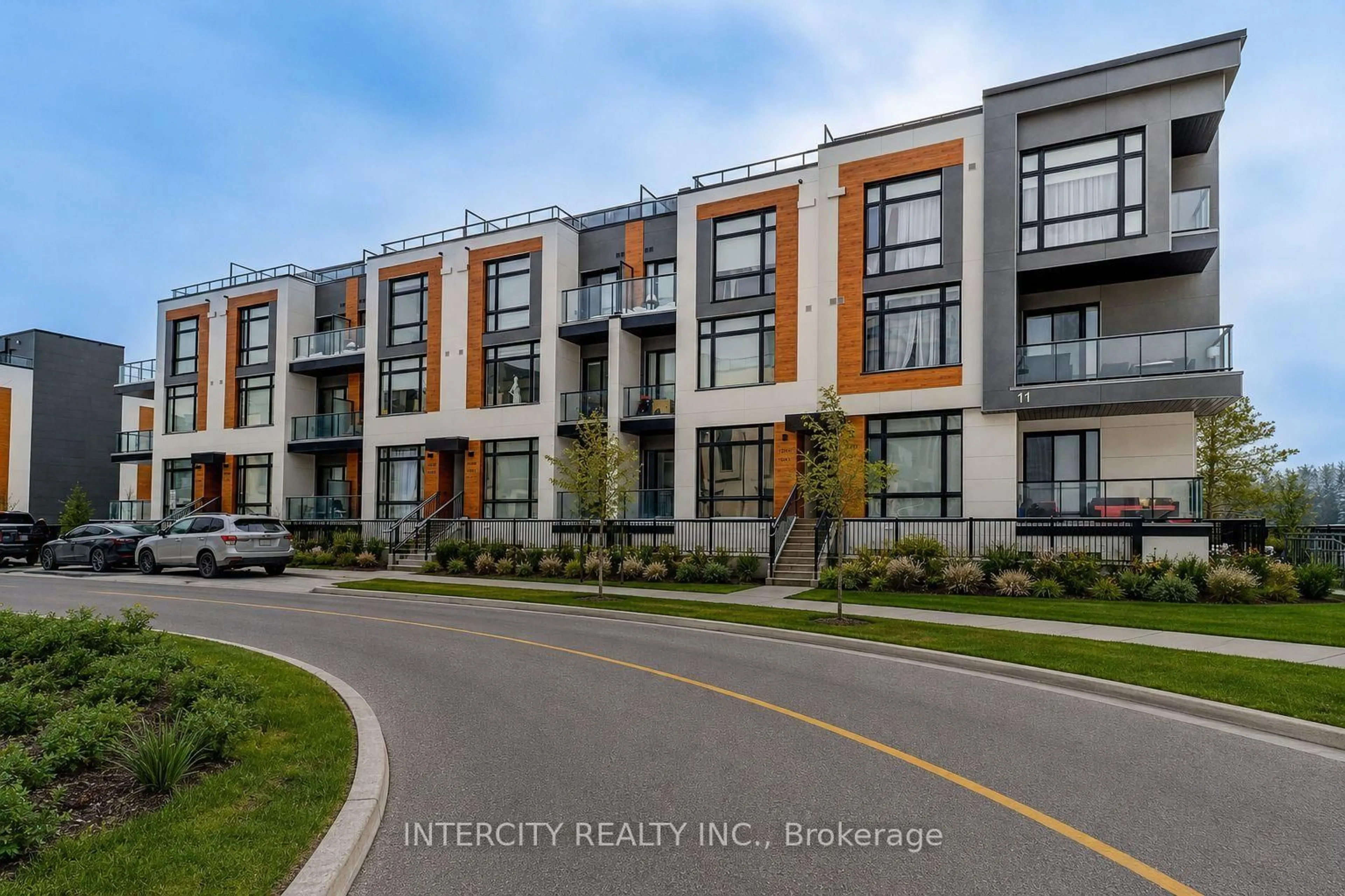 Unknown for 11 David Eyer Rd #1504, Richmond Hill Ontario L4S 0N3