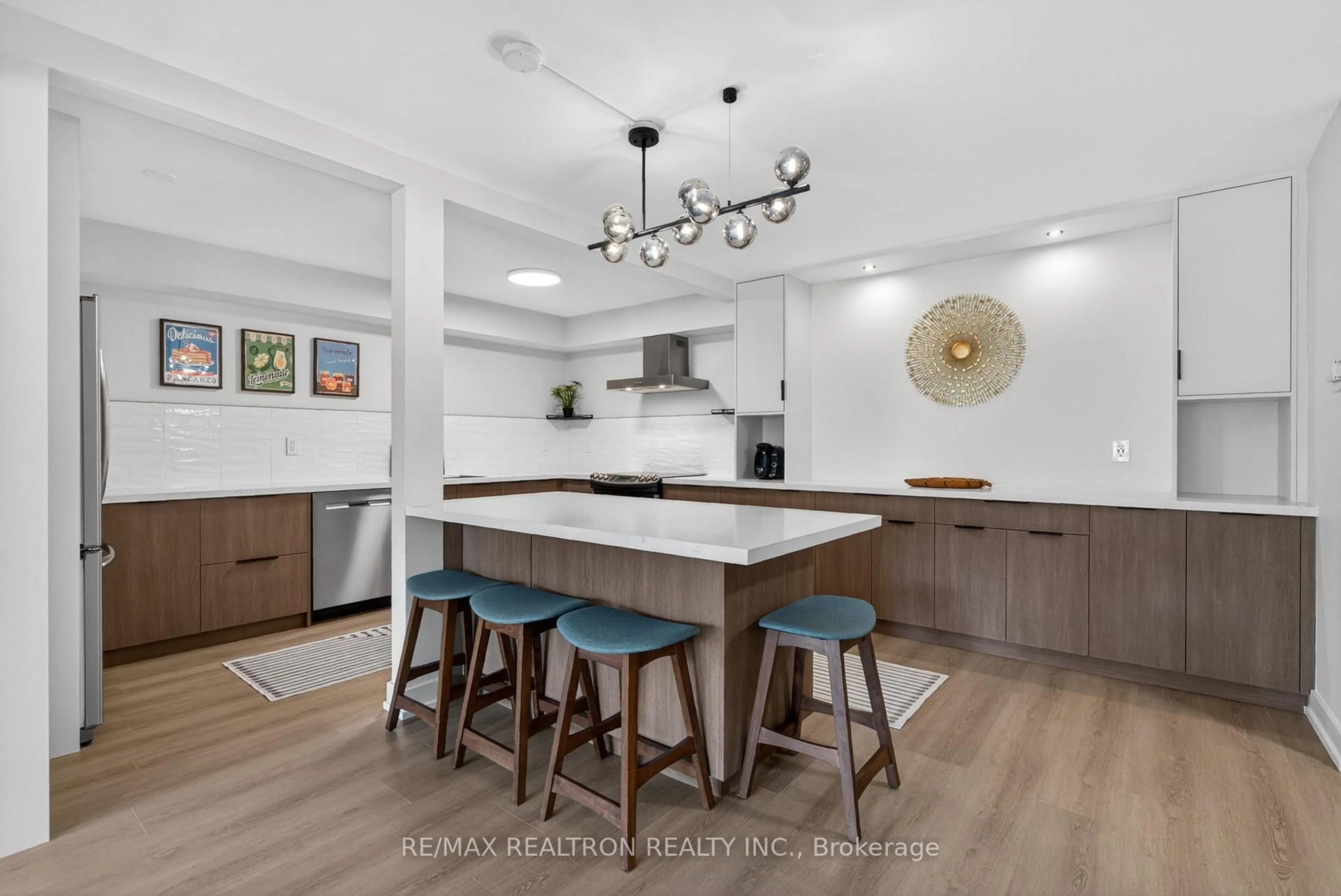 Open concept kitchen, unknown for 70 Baif Blvd #406, Richmond Hill Ontario L4C 5L2