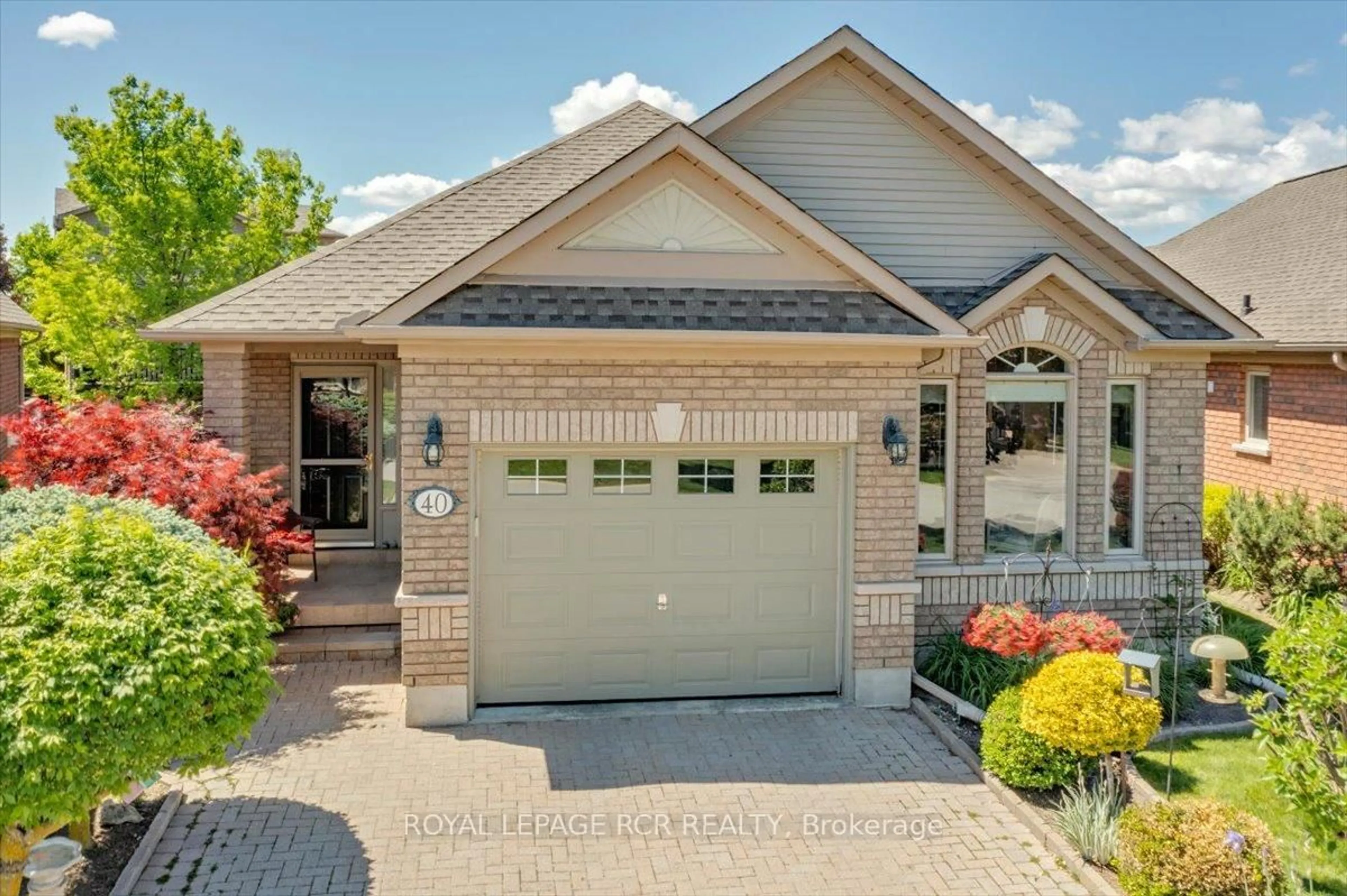Home with brick exterior material, street for 40 Bella Vista Tr #15, New Tecumseth Ontario L9R 3C6