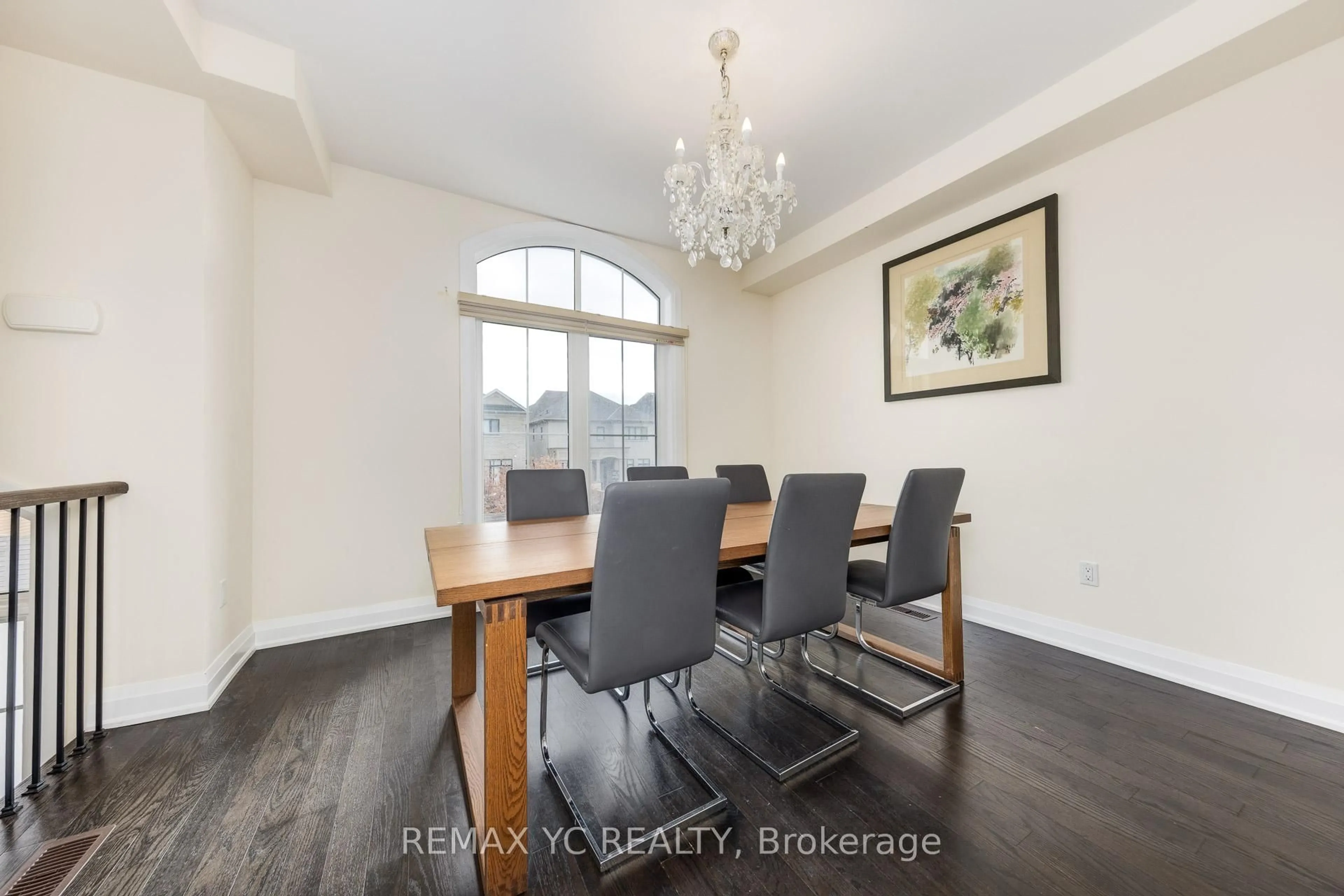 Dining room, unknown for 33 Duncombe Lane, Richmond Hill Ontario L4C 1C2
