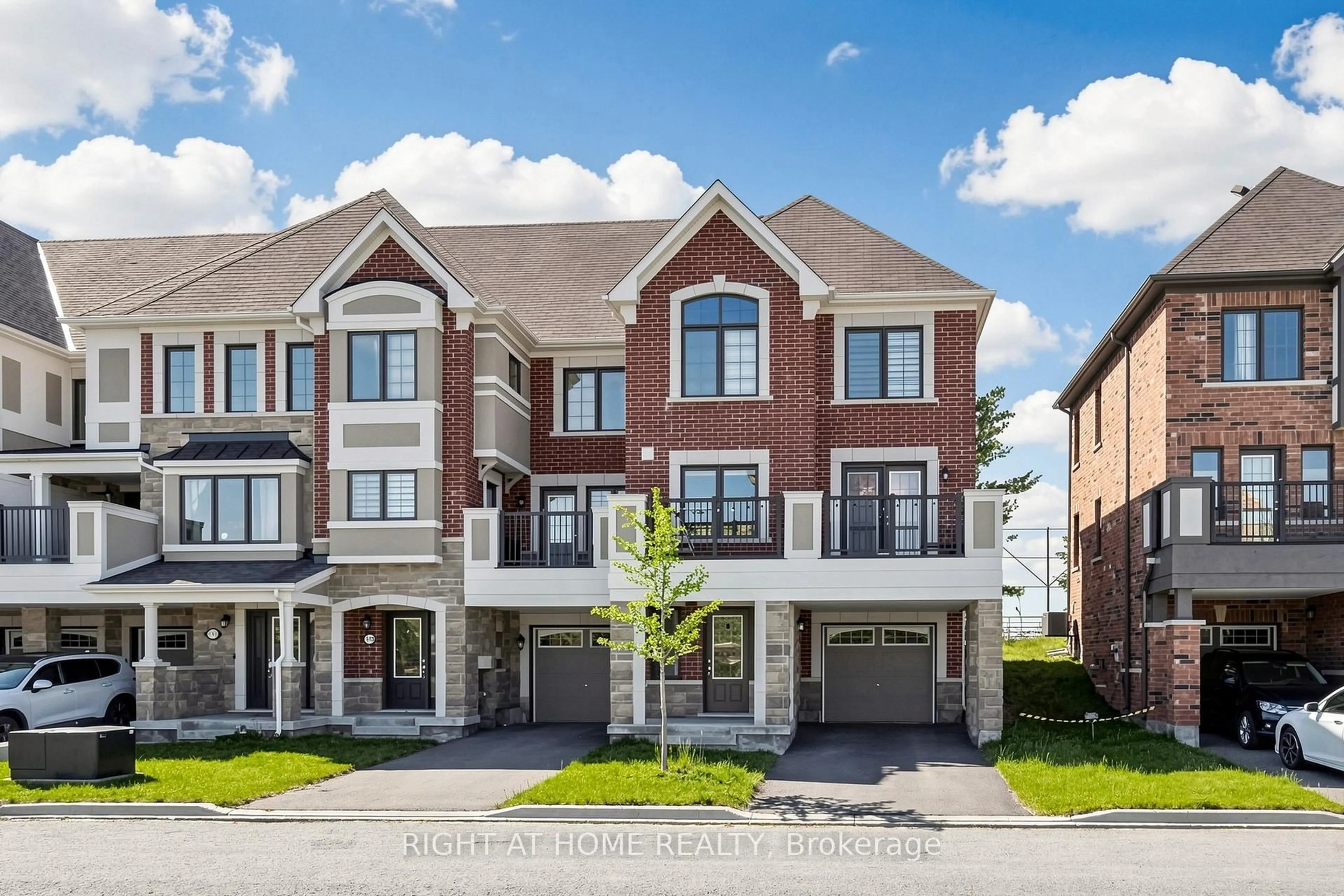 Home with brick exterior material, street for 115 Mcalister Ave, Richmond Hill Ontario L4S 0L2