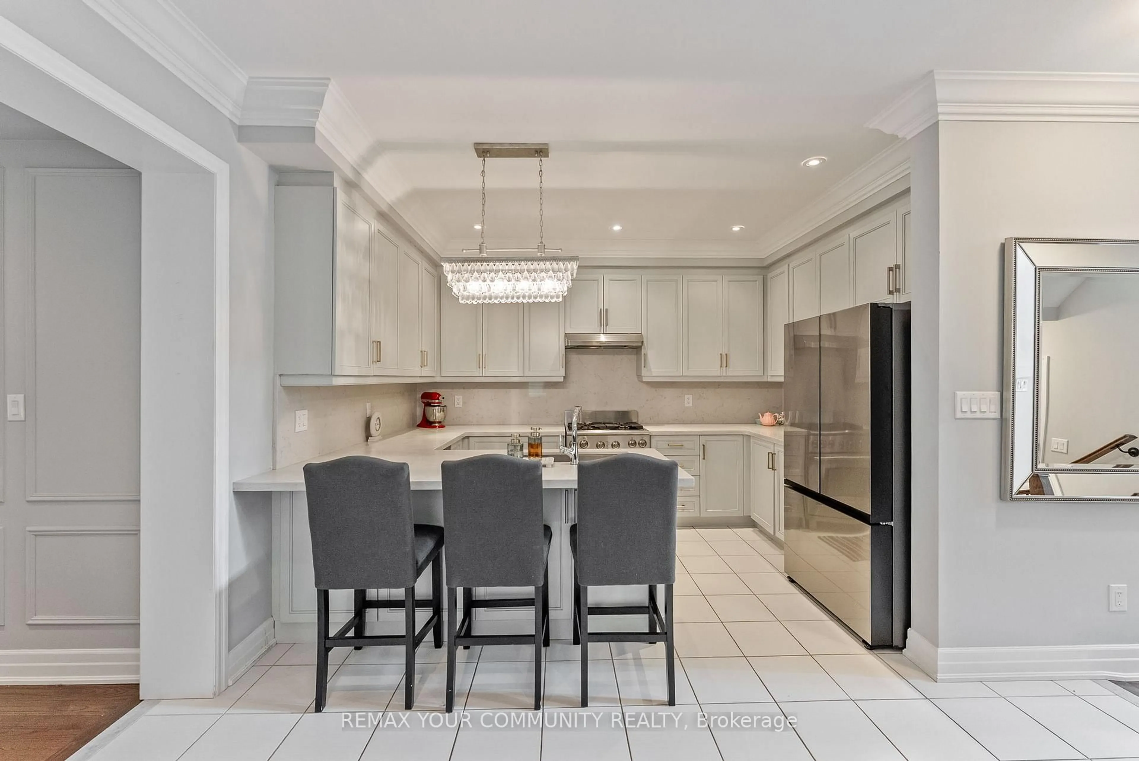Open concept kitchen, ceramic/tile floor for 95 Alex Campbell Cres, King Ontario L7B 1K9