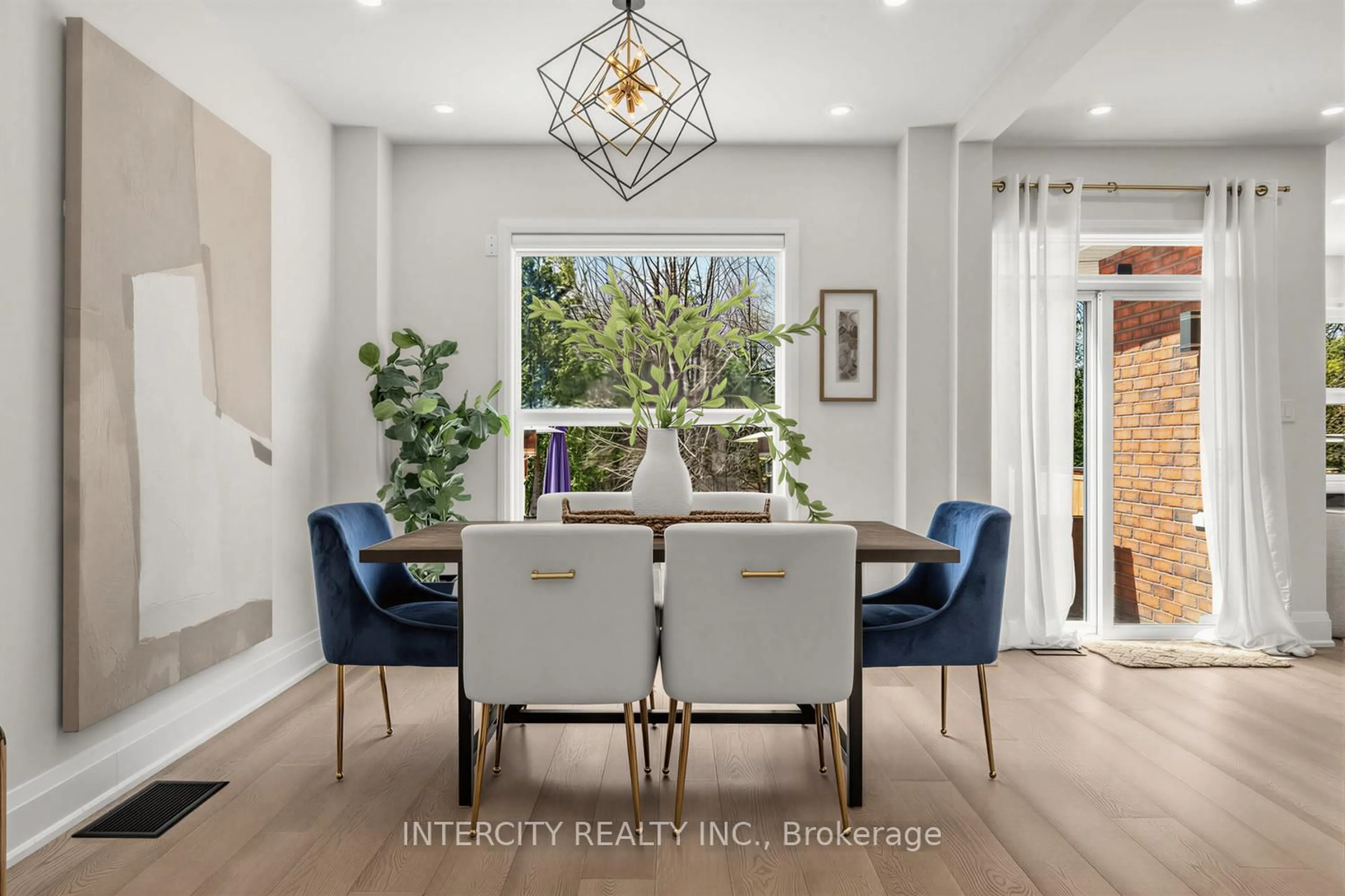 Dining room, unknown for 75 Canoe Crt, Richmond Hill Ontario L4E 3Y2