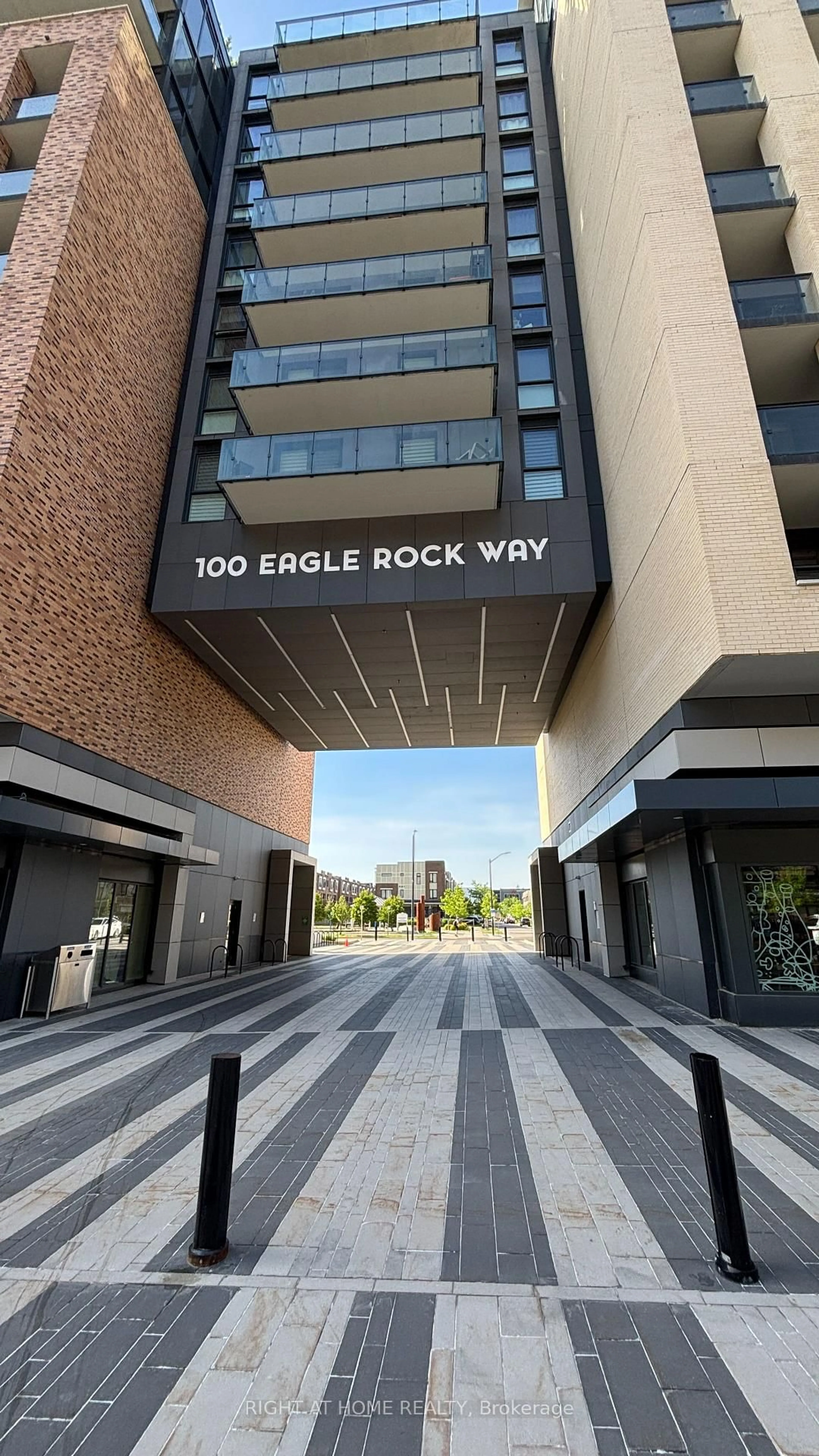 Unknown for 100 Eagle Rock Way #311, Vaughan Ontario L6A 5B9