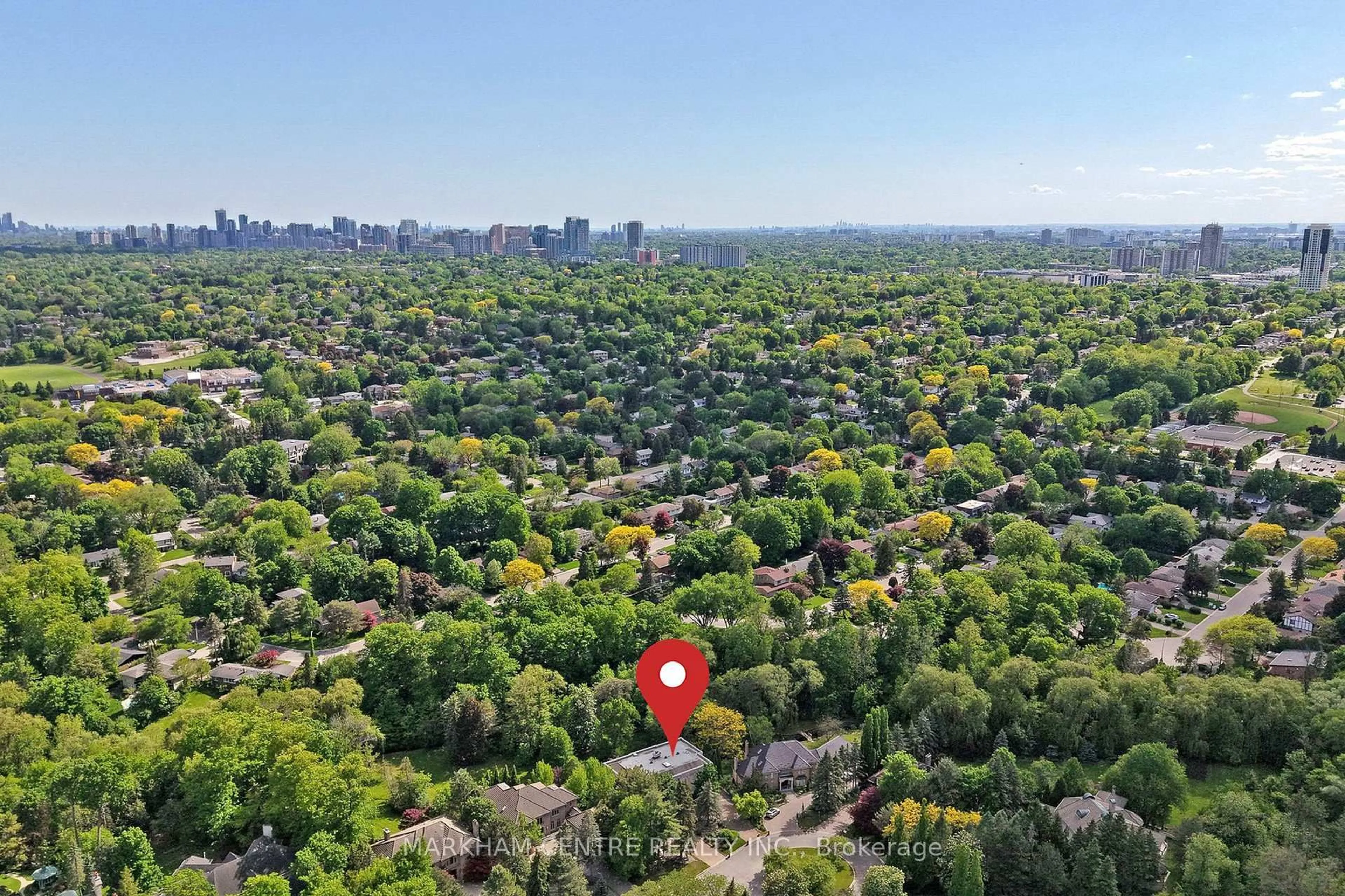 A pic from outside/outdoor area/front of a property/back of a property/a pic from drone, forest/trees view for 51 Steele Valley Rd, Markham Ontario L3T 1M2