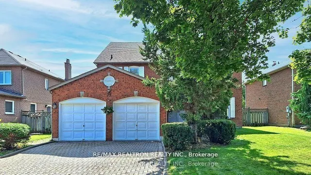 72 Spanhouse Cres, Markham 2