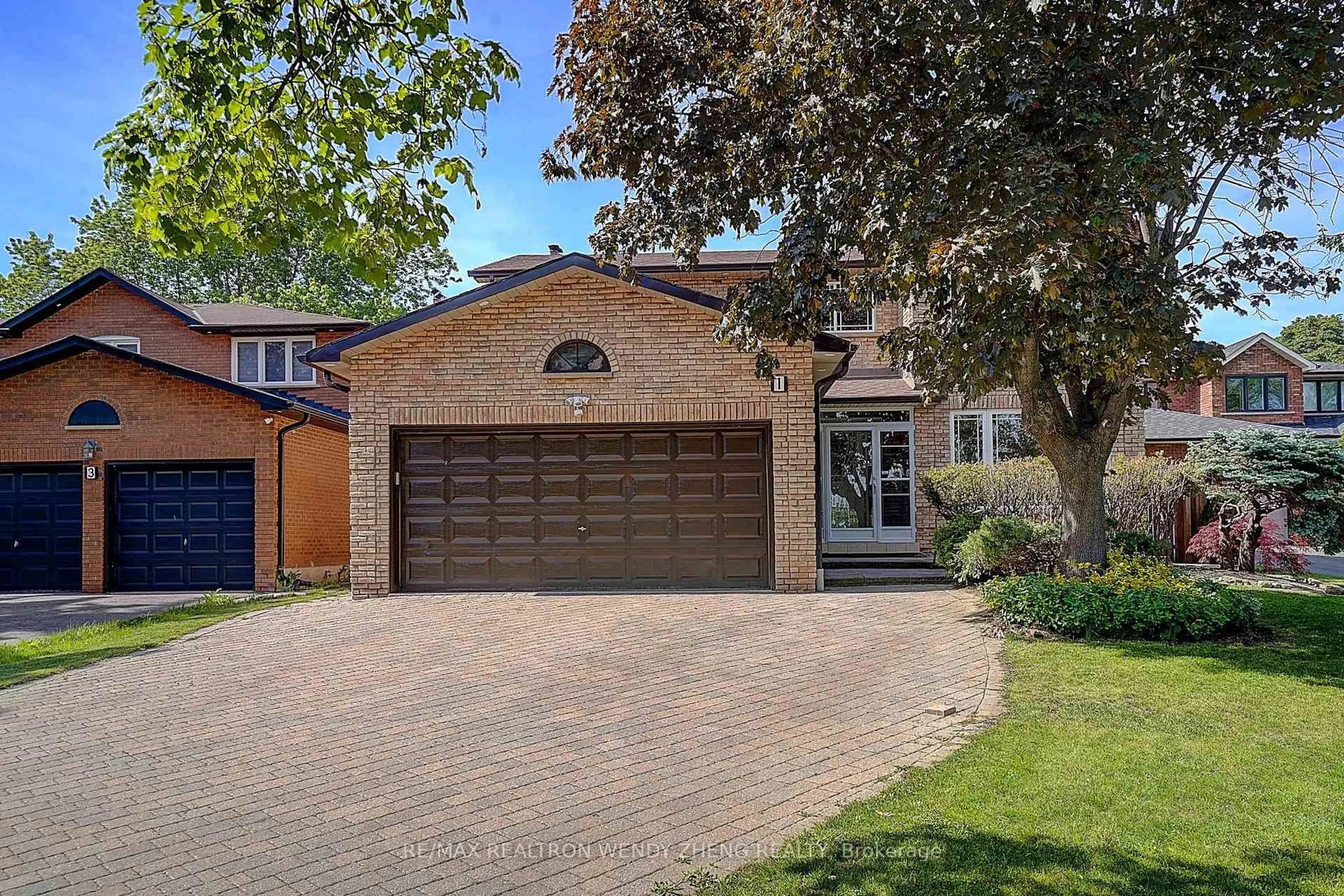 Home with brick exterior material, street for 1 Evergreen Cres, Markham Ontario L3T 5V8