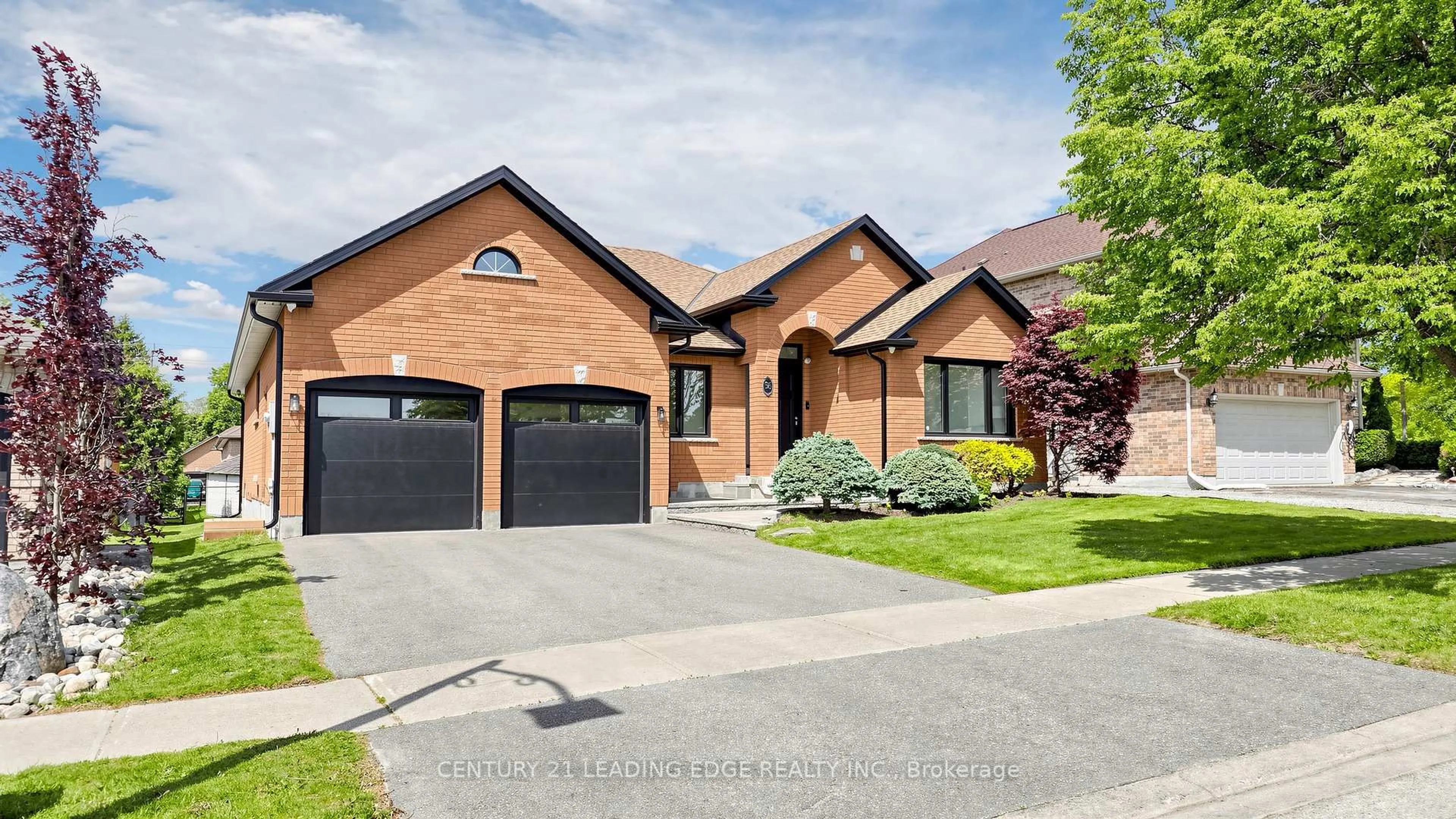 Home with brick exterior material, street for 56 Fairgate Cres, Whitchurch-Stouffville Ontario L4A 1J7