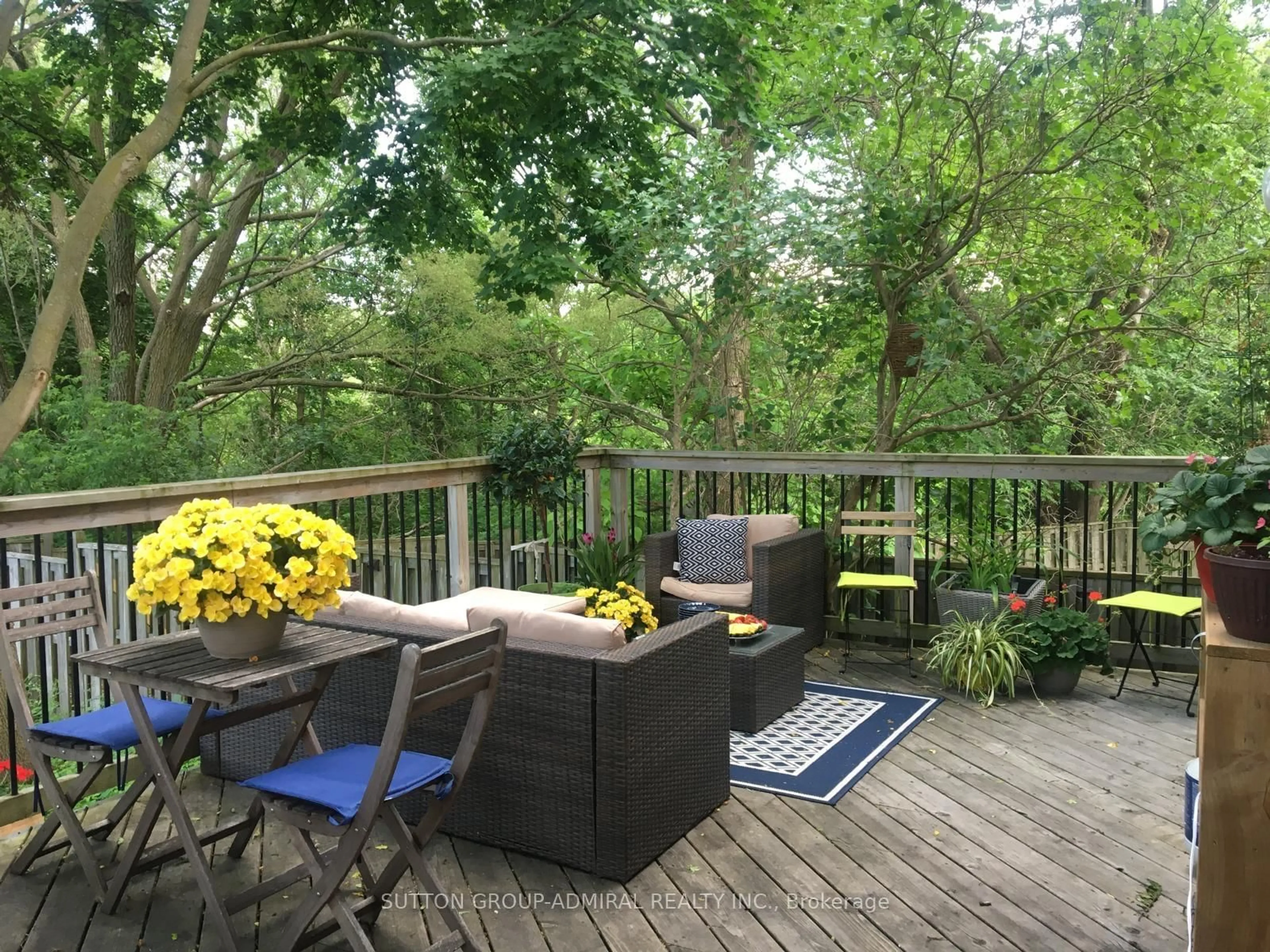 Patio, forest/trees view for 19 Backus Crt, Markham Ontario L3P 6V6