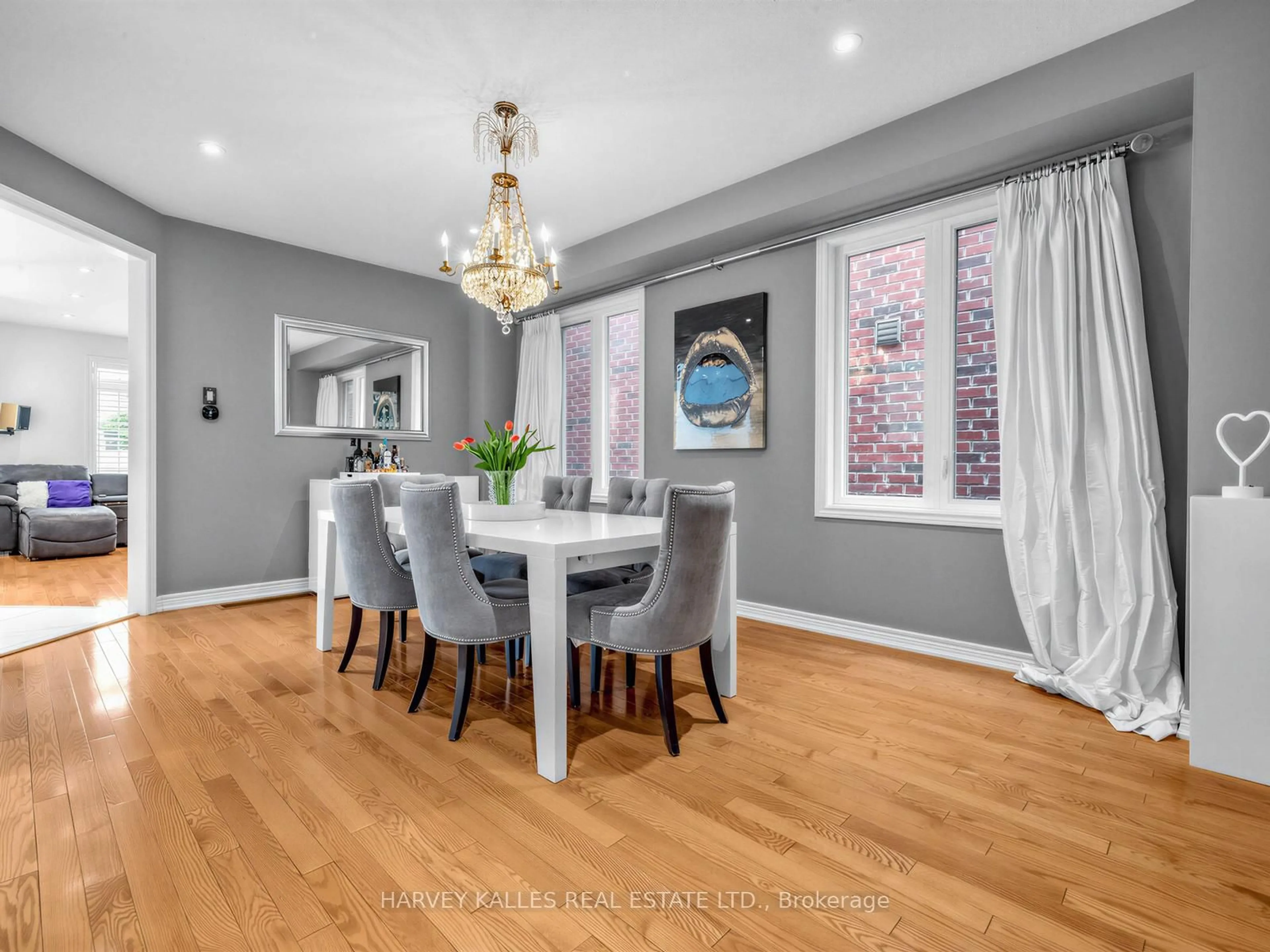 Dining room, unknown for 28 Southvale Dr, Vaughan Ontario L6A 0X2