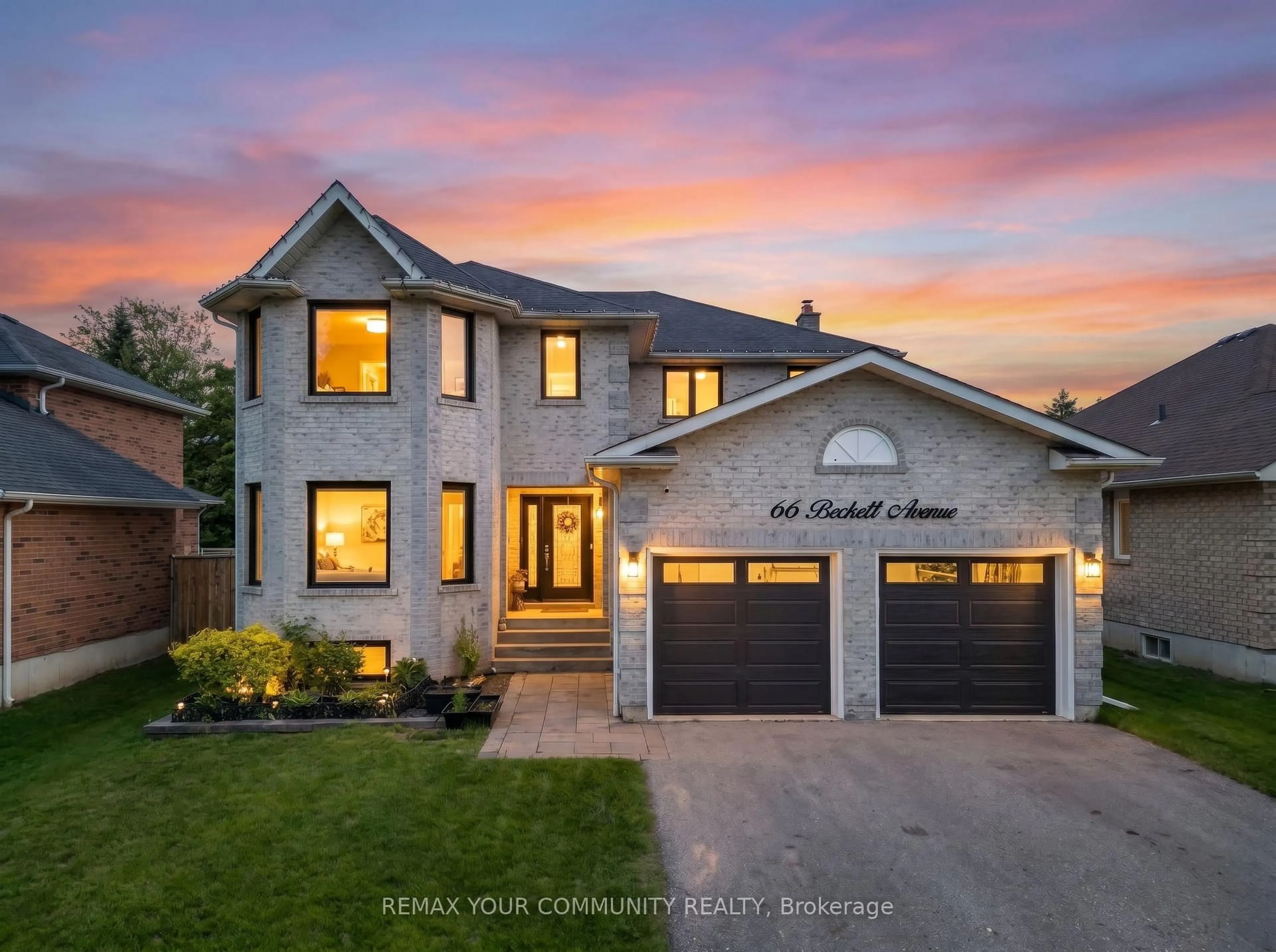 Home with brick exterior material, street for 66 Beckett Ave, East Gwillimbury Ontario L9N 1R8