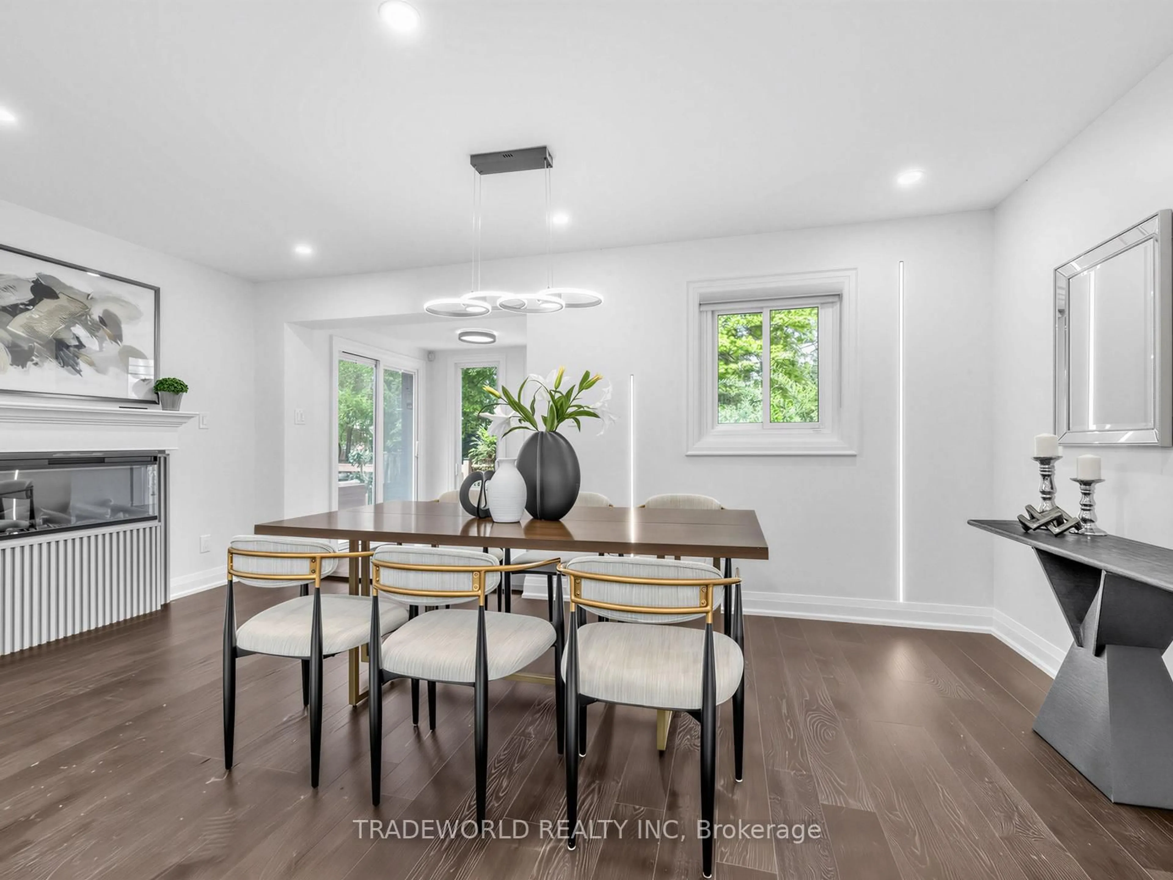Dining room, wood/laminate floor for 16 Ferrah St, Markham Ontario L3R 1N5