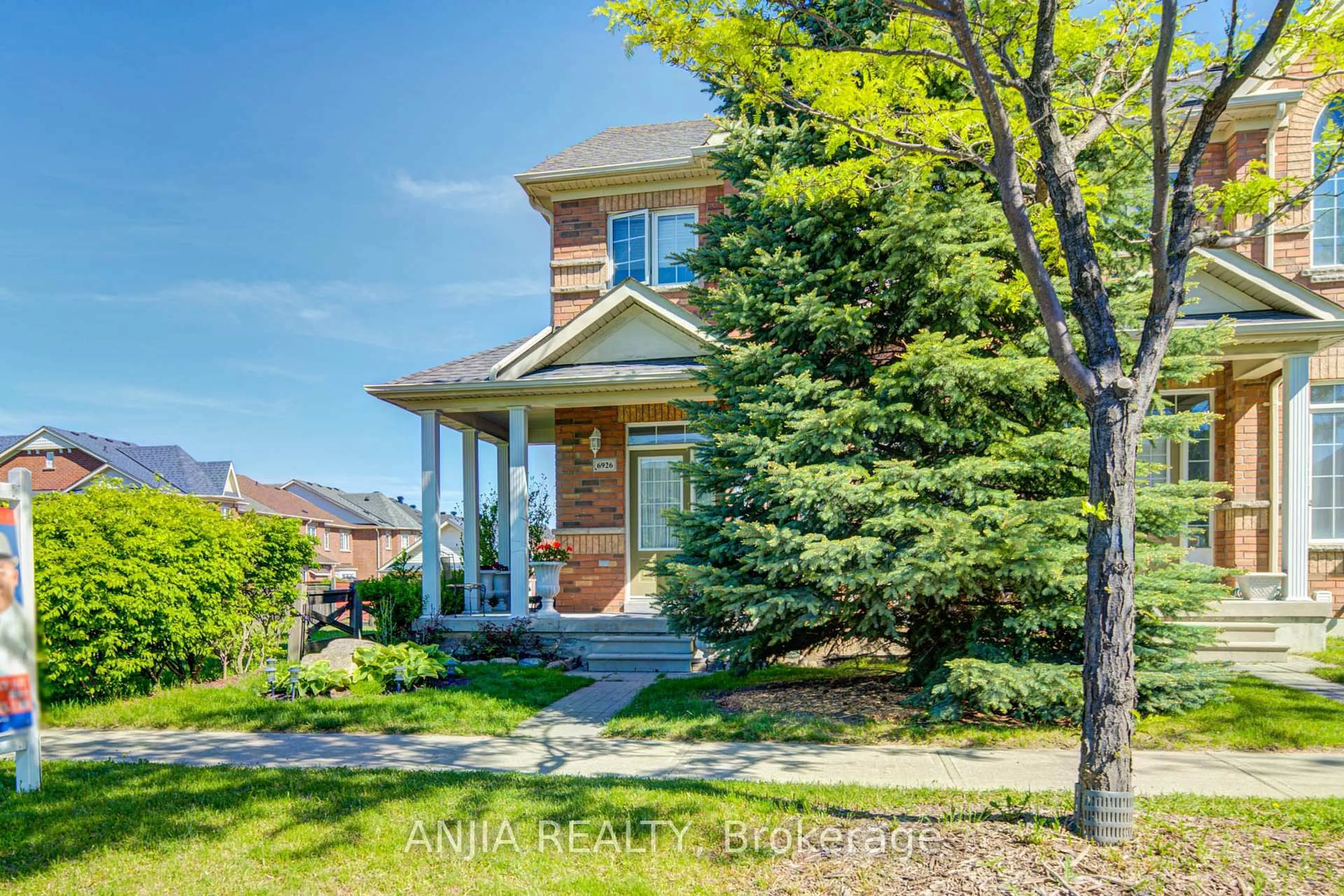 Home with brick exterior material, street for 6926 14th Ave, Markham Ontario L6B 0G6