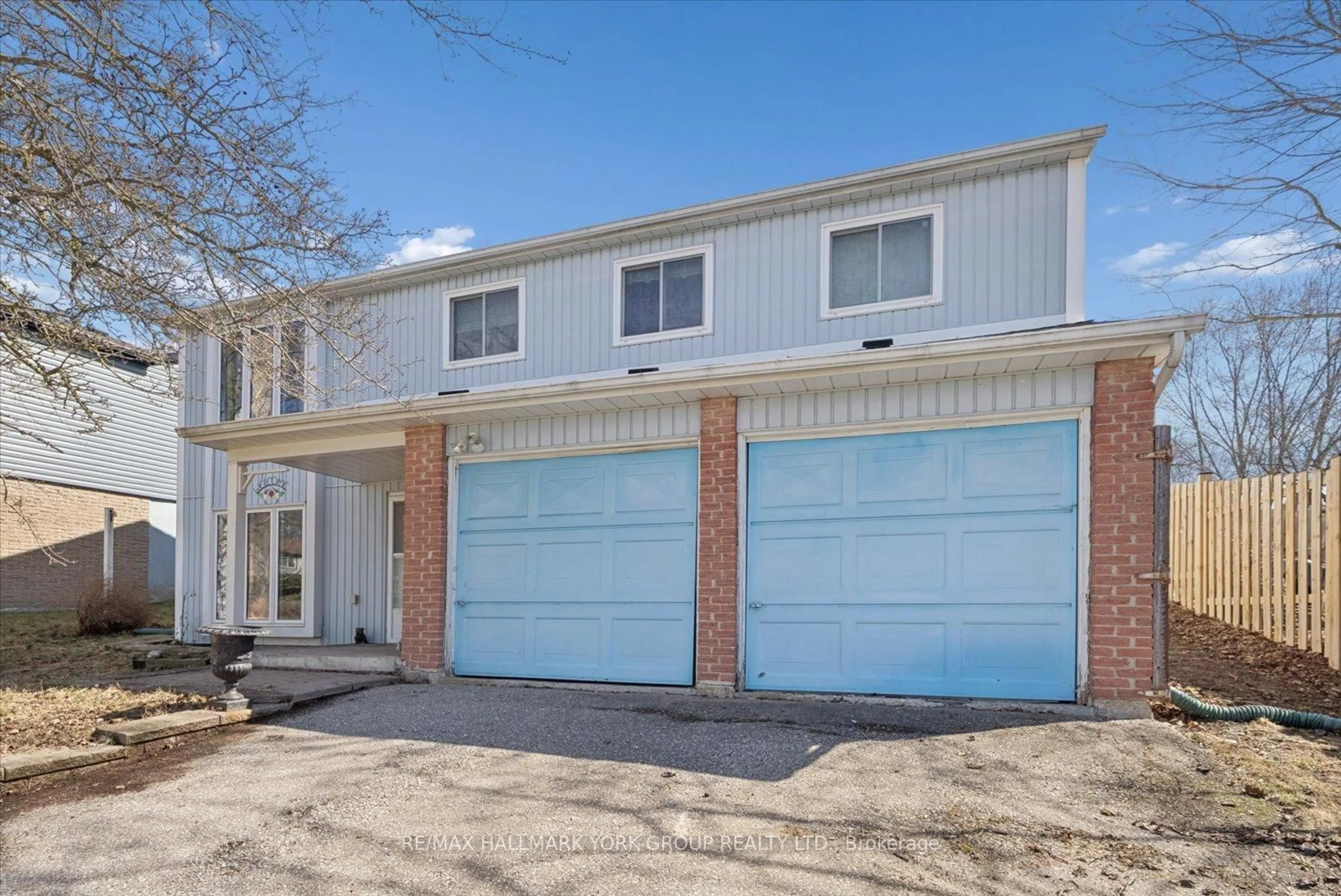 Unknown for 47 Holland River Blvd, East Gwillimbury Ontario L9N 1C4